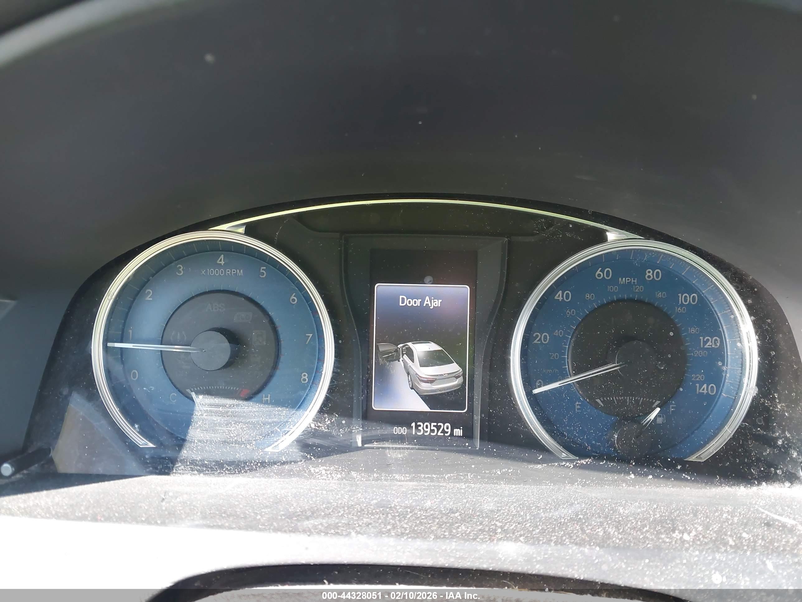 TOYOTA CAMRY image 7