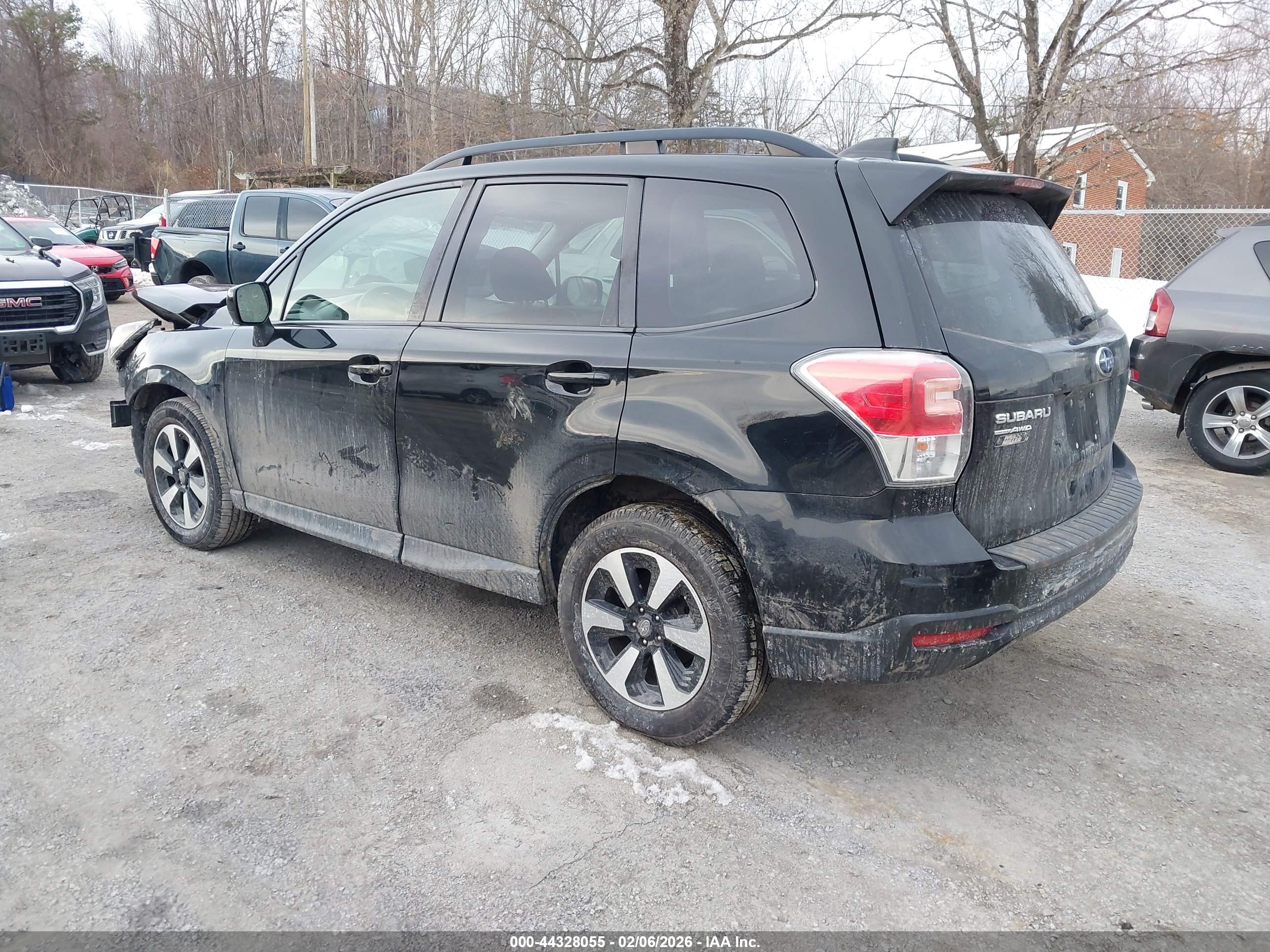 SUBARU FORESTER image 3