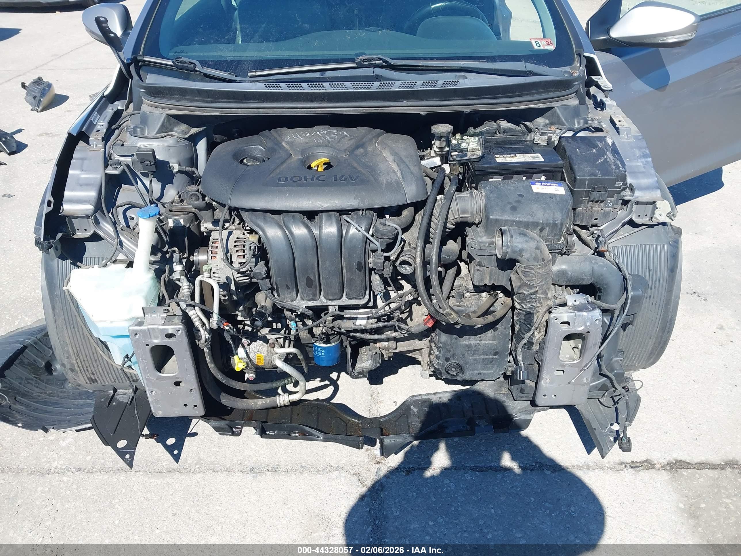 HYUNDAI ELANTRA image 10