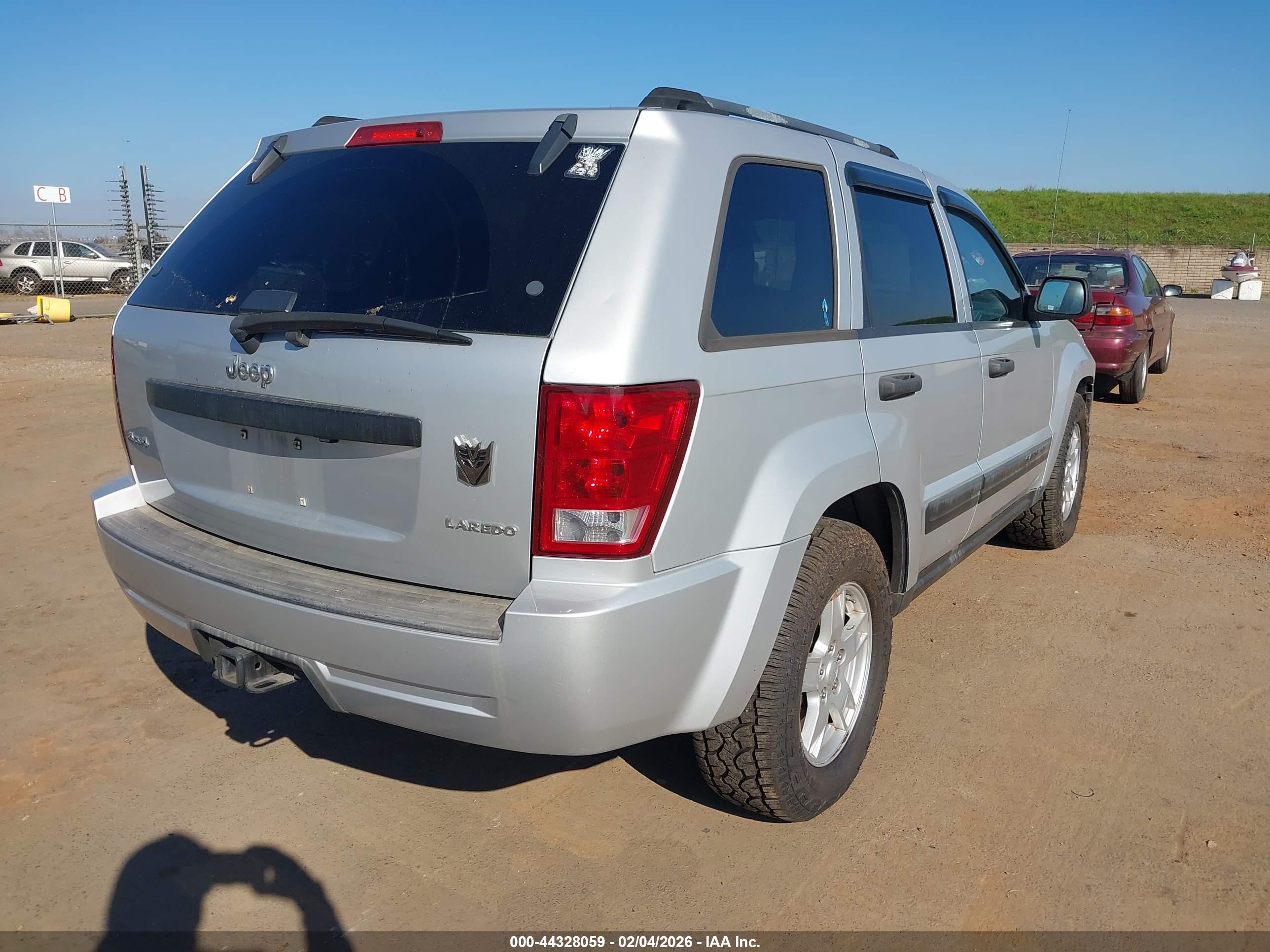 JEEP GRAND image 4