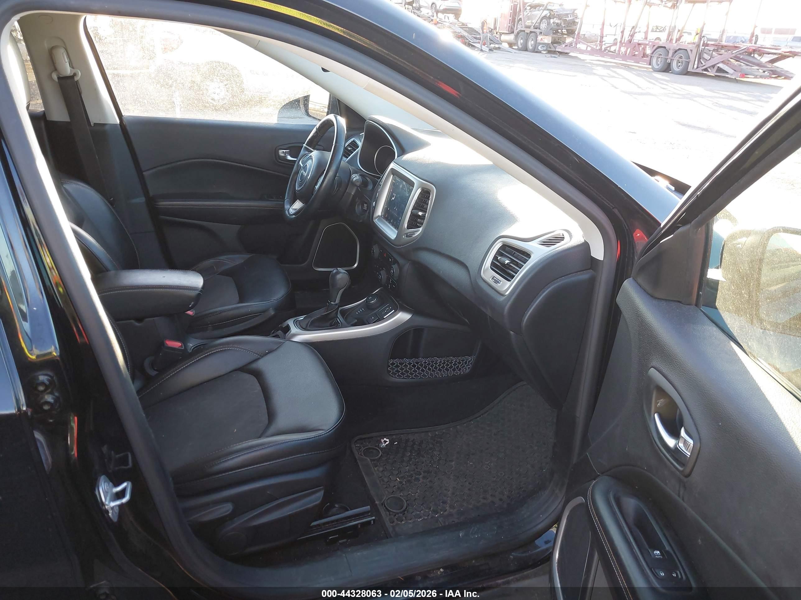 JEEP COMPASS image 5
