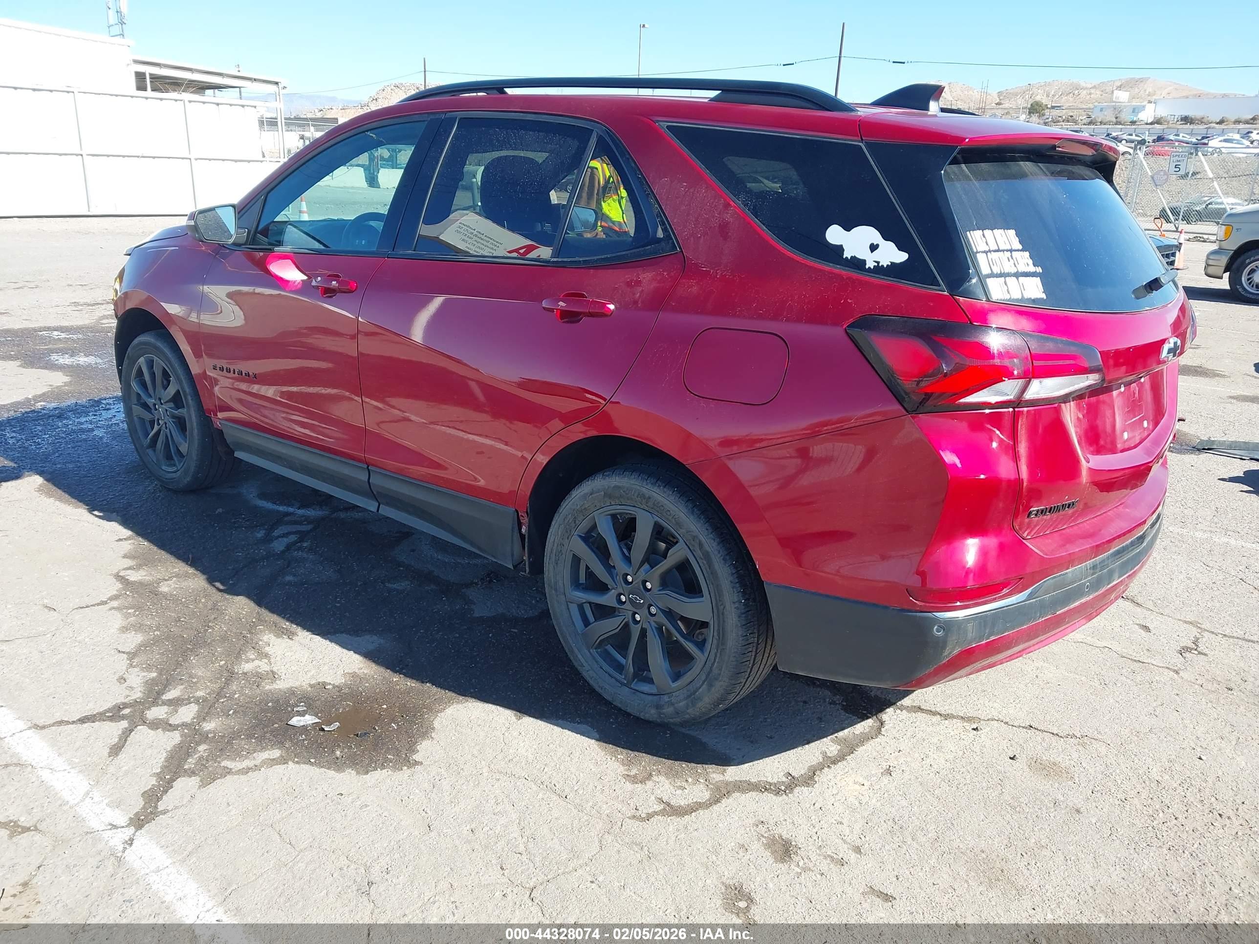 CHEVROLET EQUINOX image 3