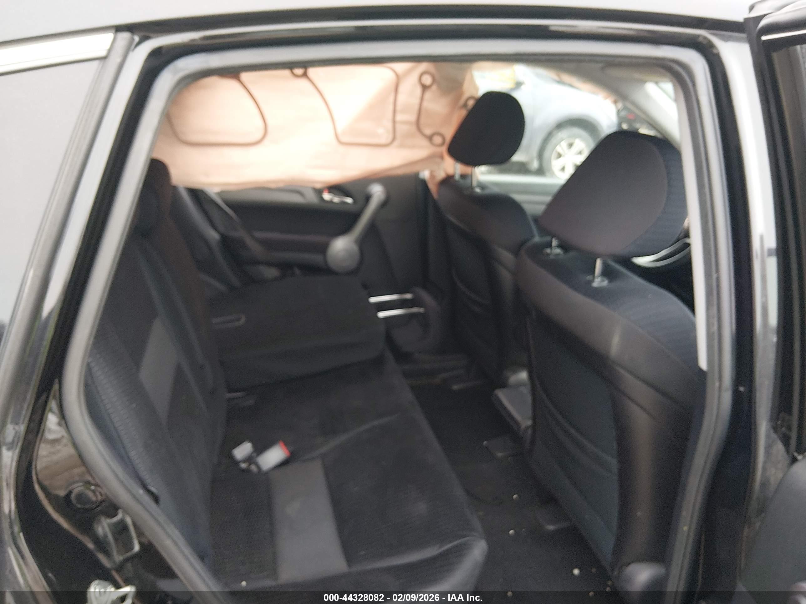 HONDA CR-V image 8