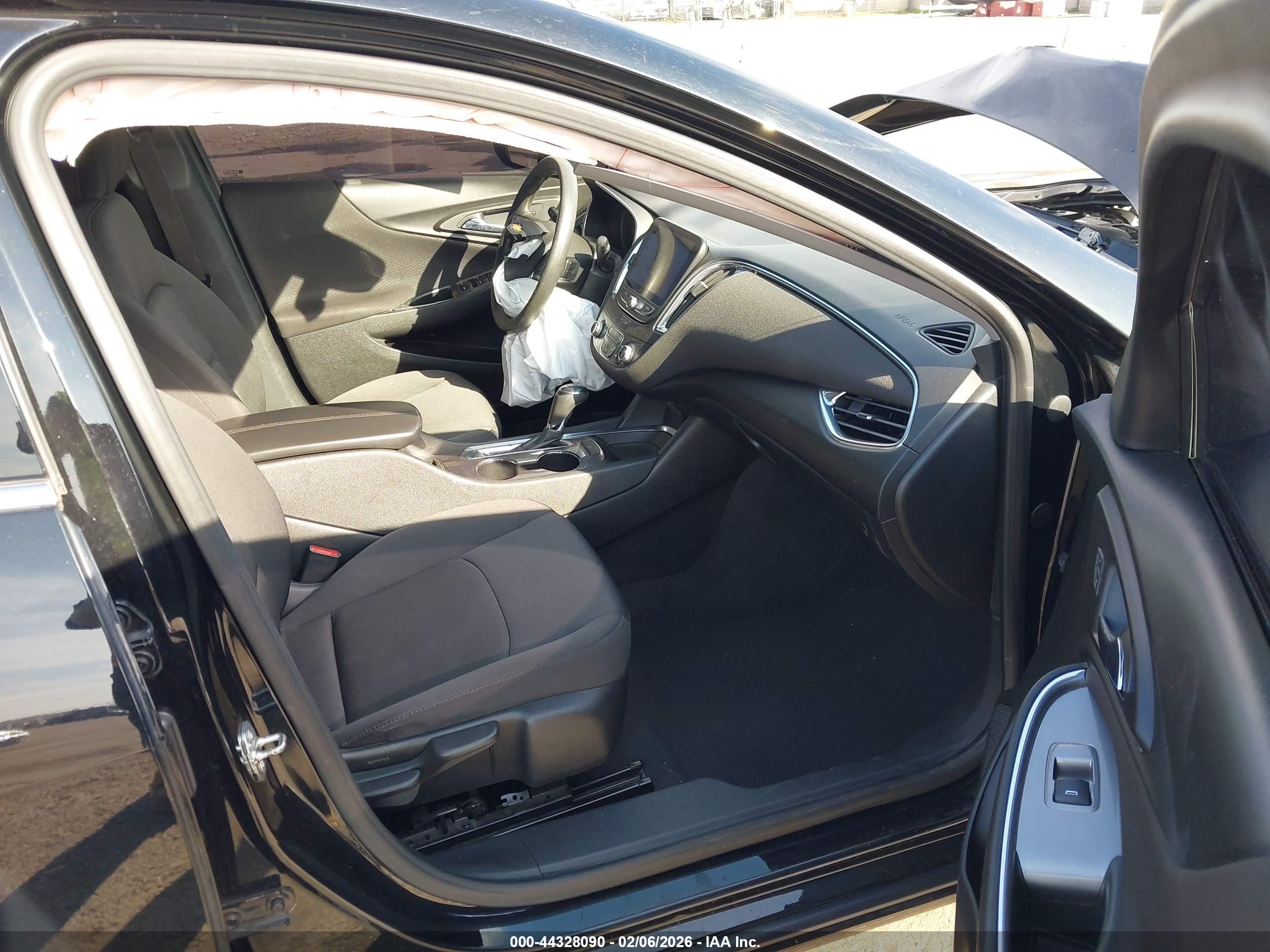 CHEVROLET MALIBU image 5