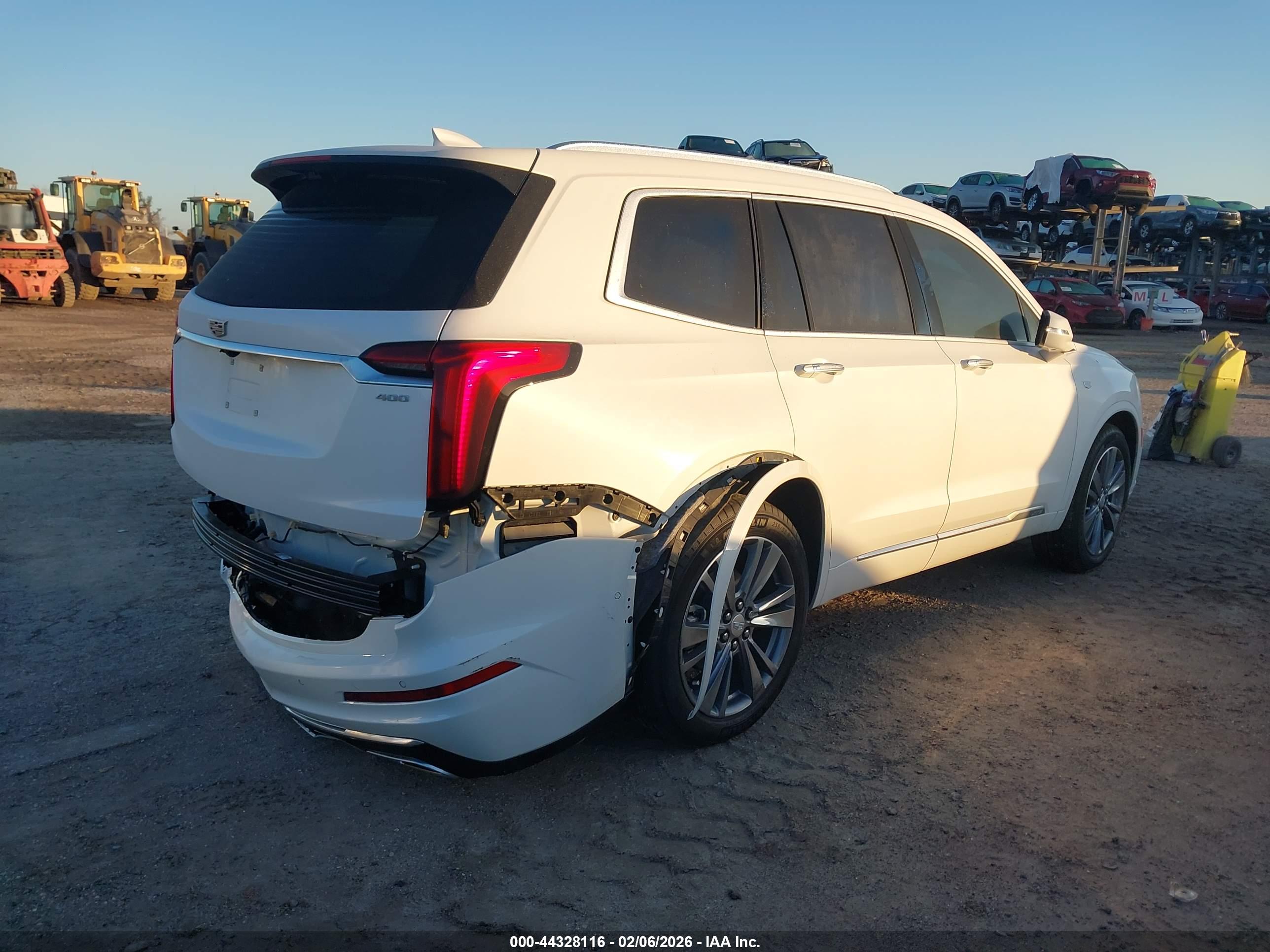 CADILLAC XT6 image 4
