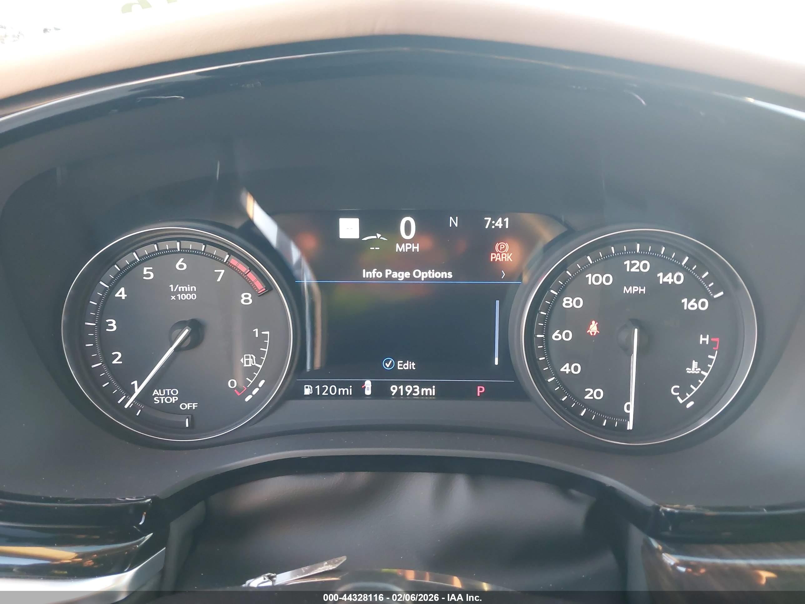 CADILLAC XT6 image 7