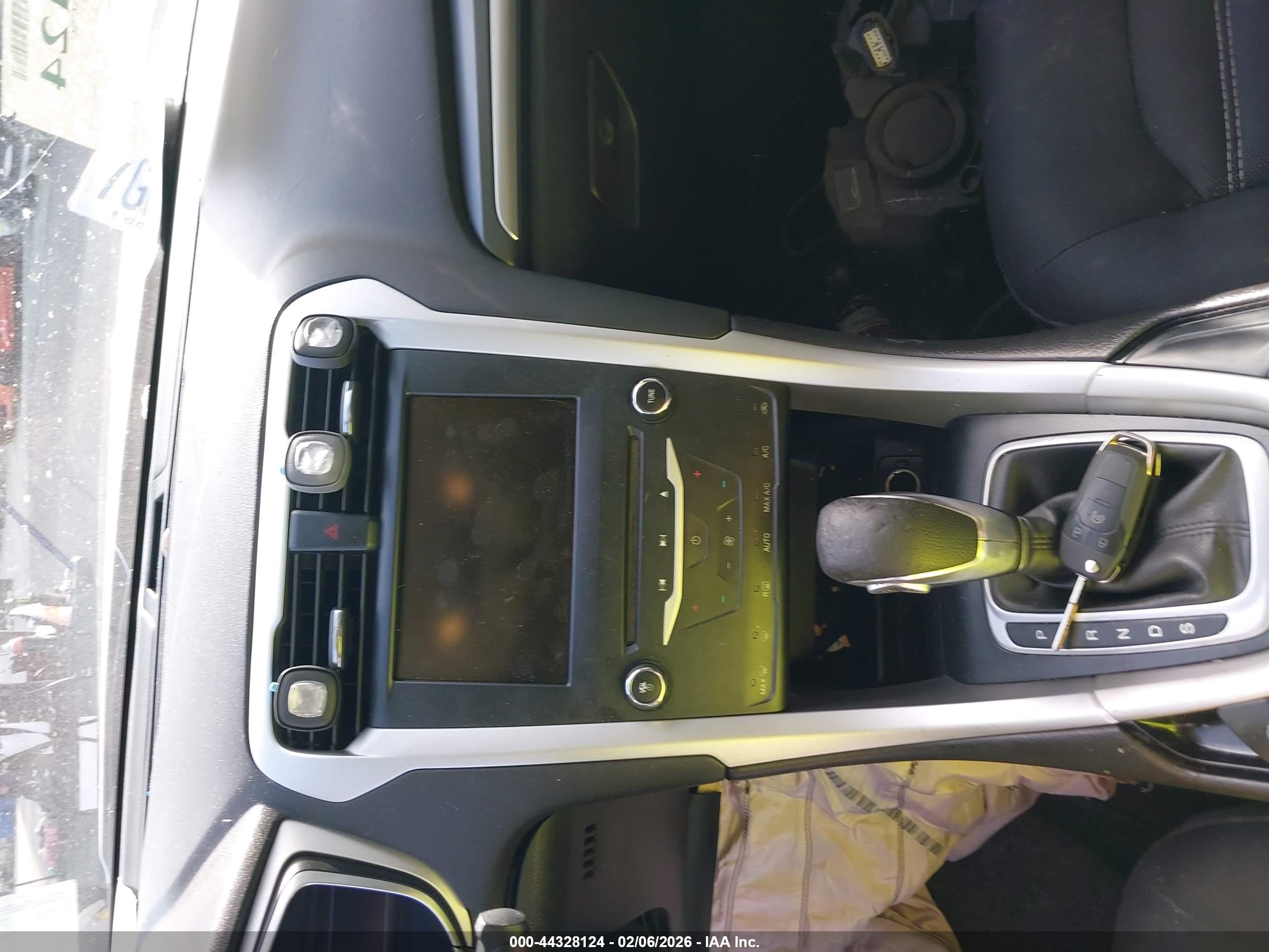 FORD FUSION image 11