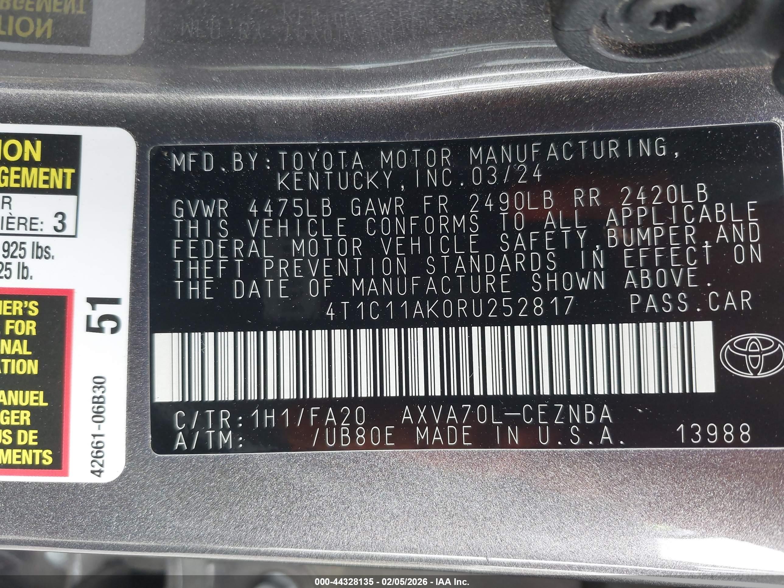 TOYOTA CAMRY image 9