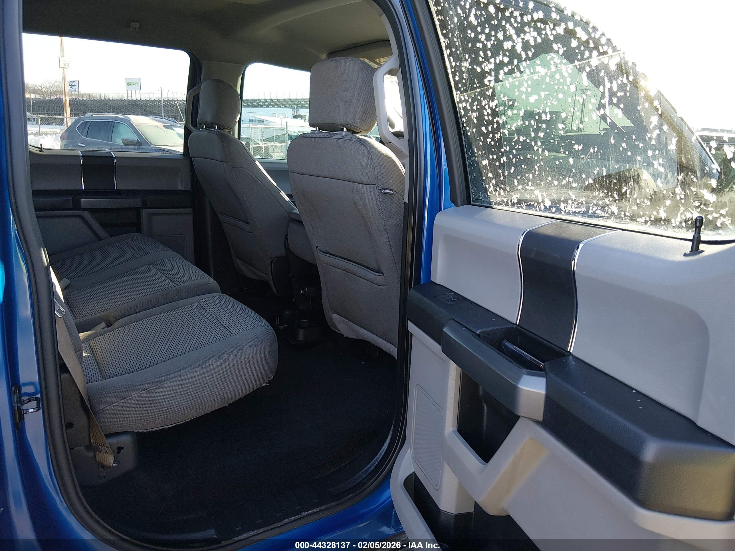 FORD F-150 image 8