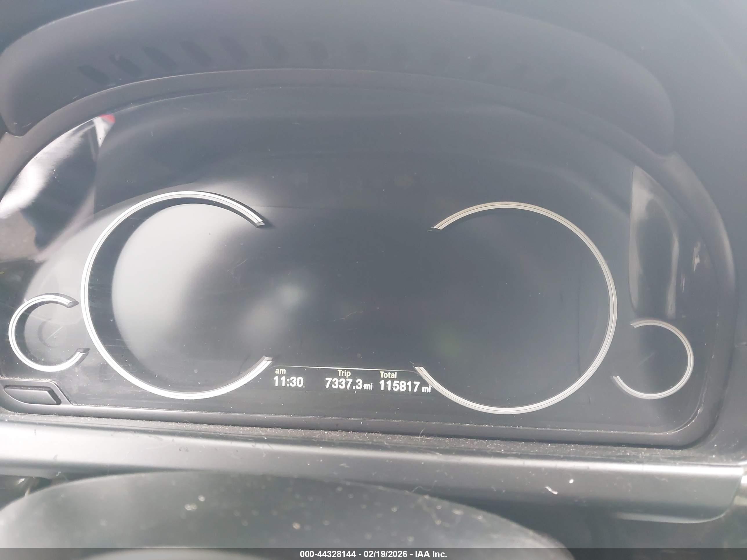 BMW 640I image 7
