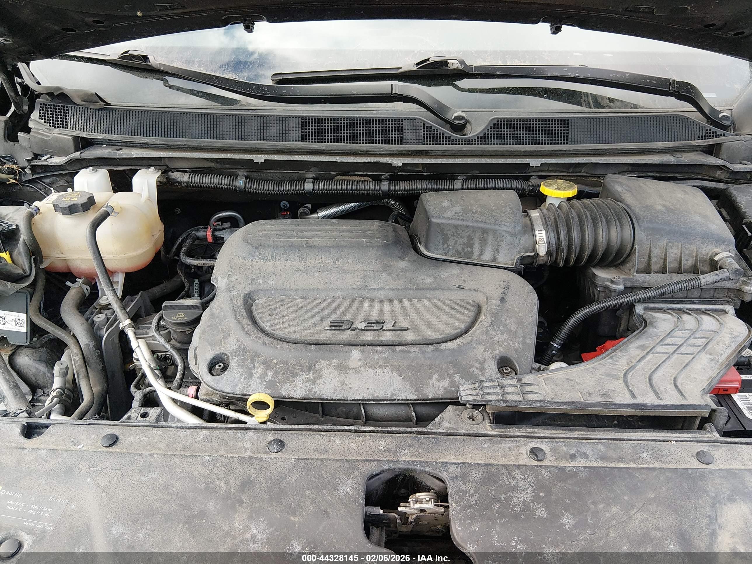 CHRYSLER PACIFICA image 10