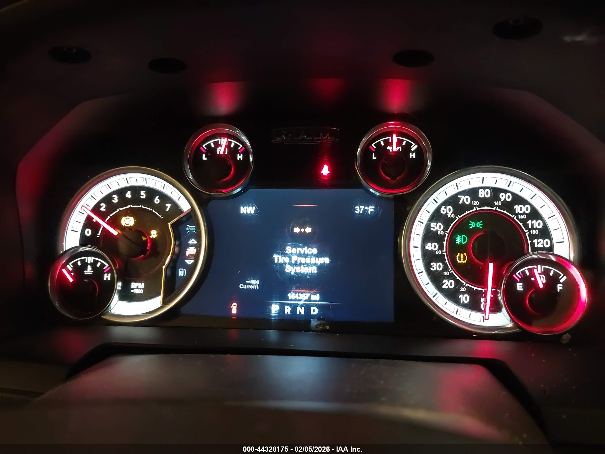 RAM 1500 image 7