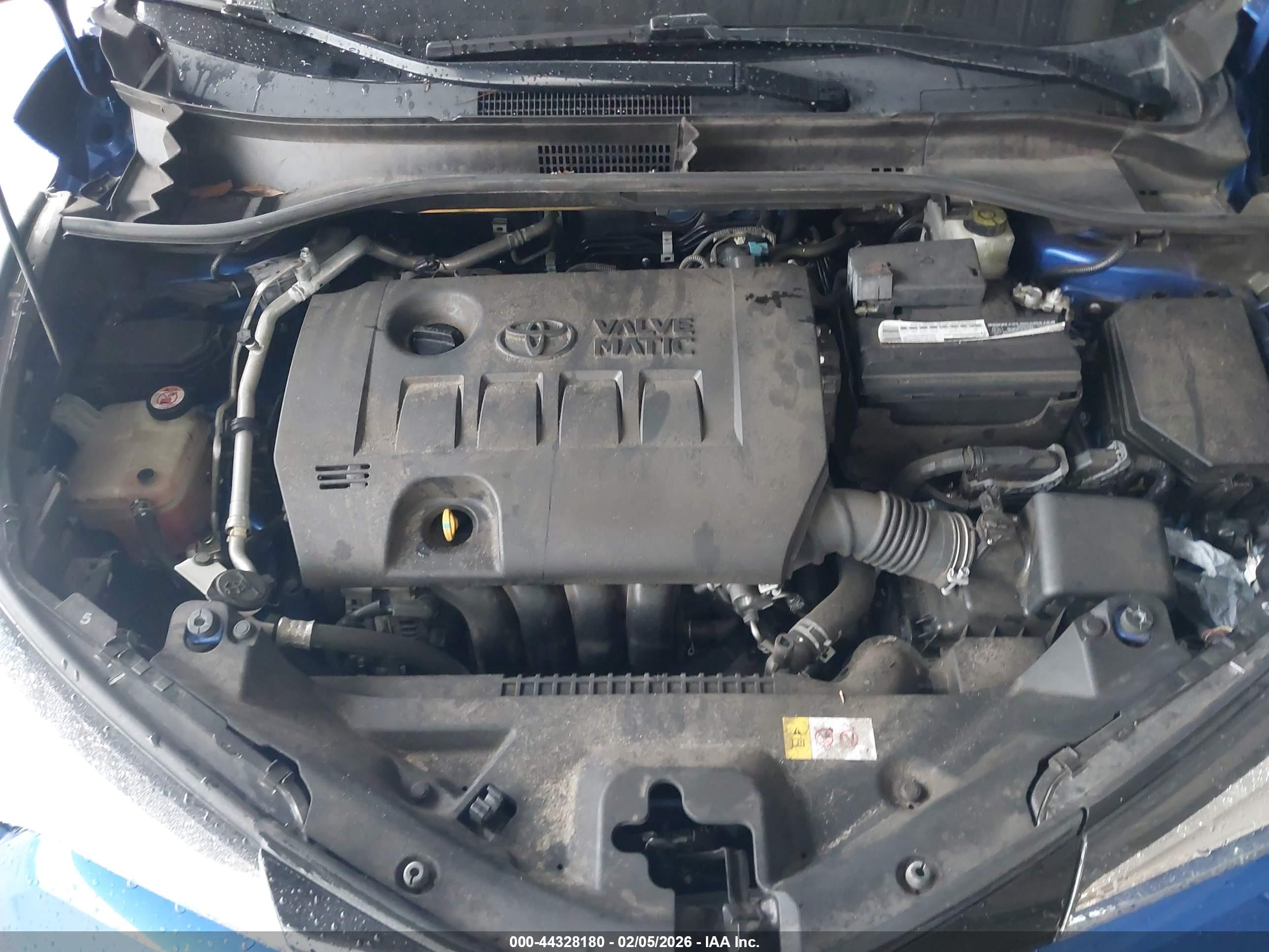 TOYOTA C-HR image 10