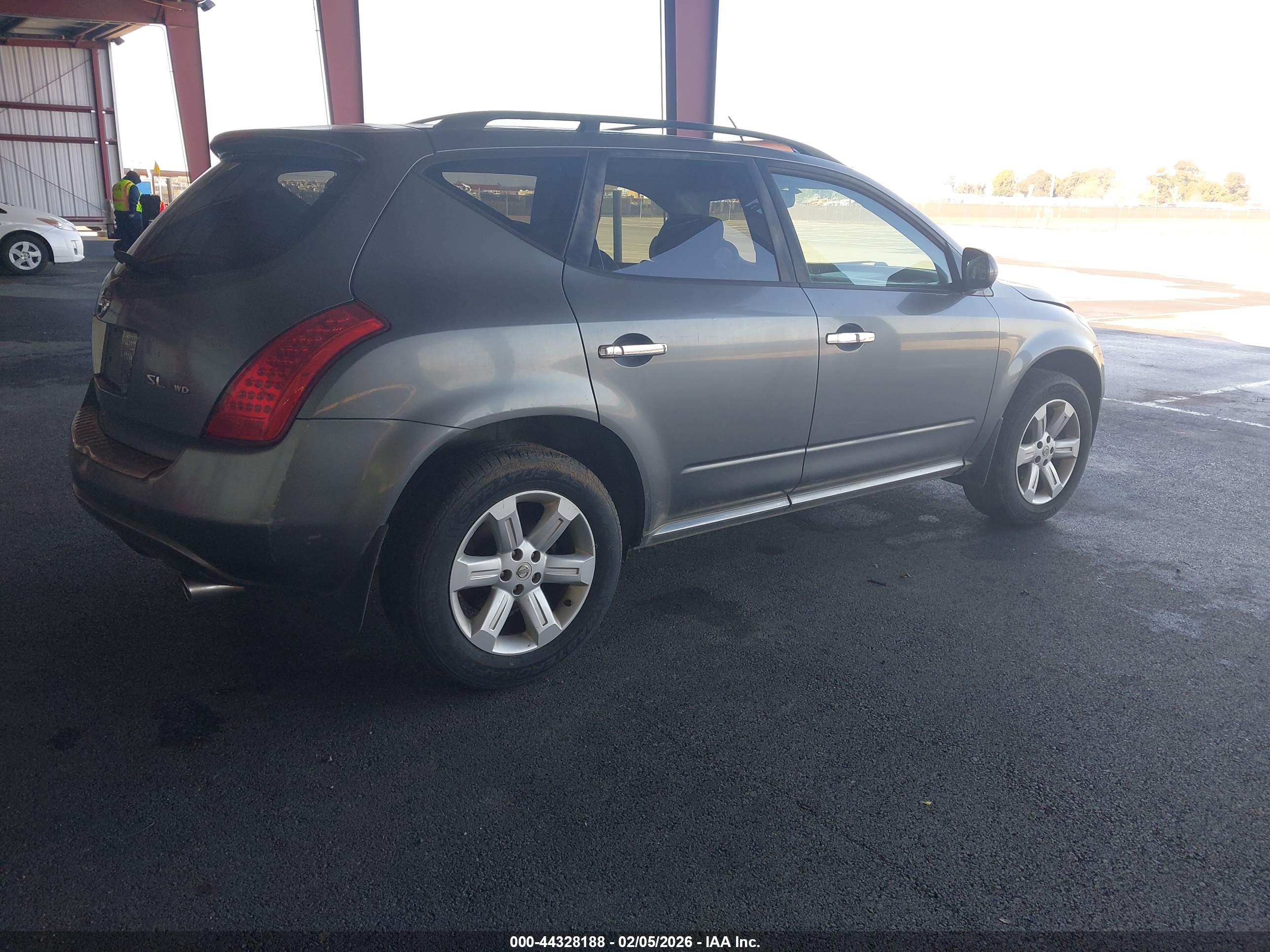 NISSAN MURANO image 4