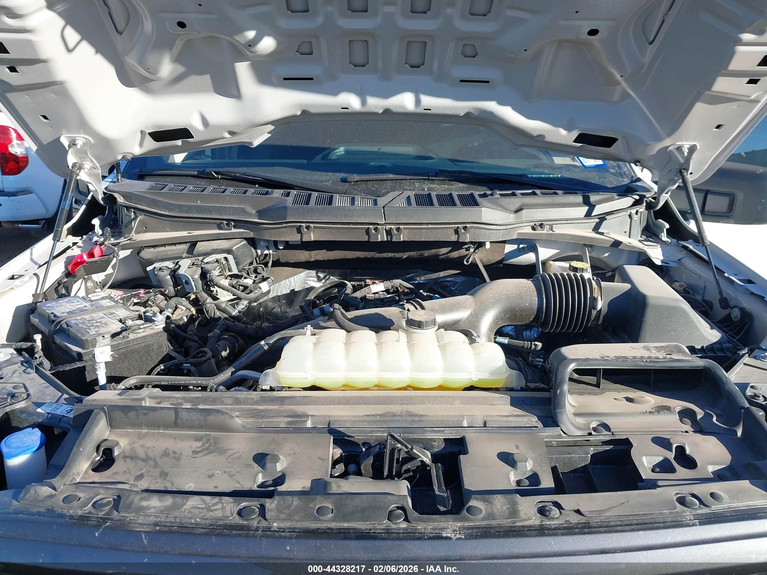 FORD F-150 image 10