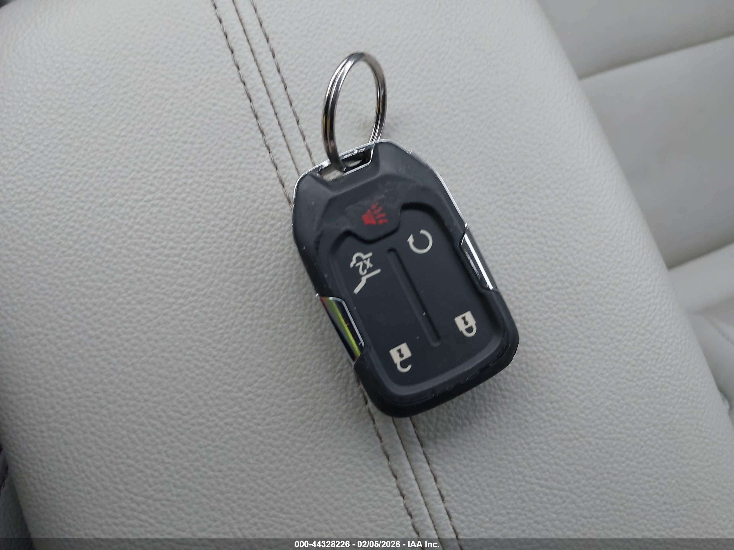 GMC TERRAIN image 11