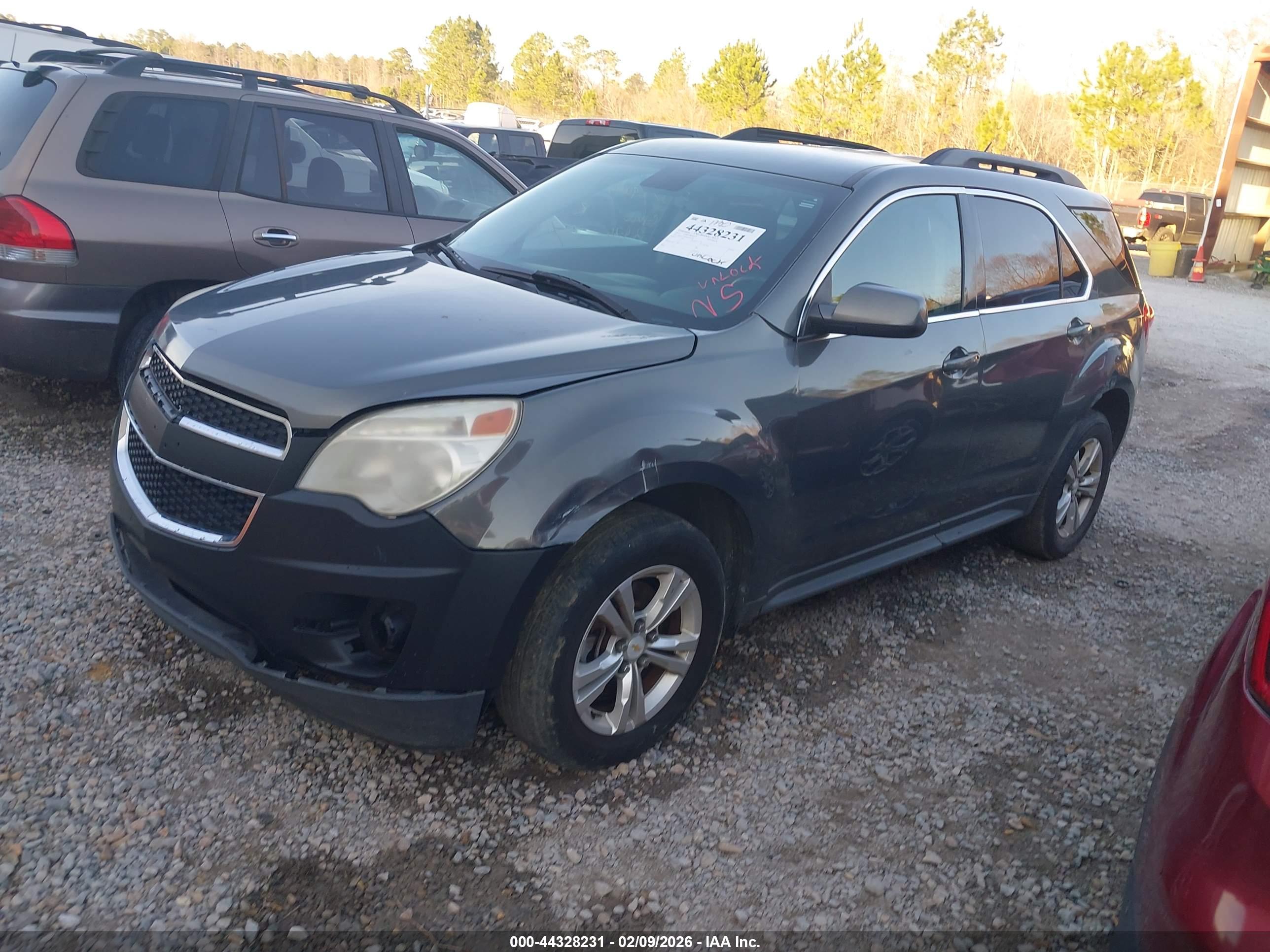 CHEVROLET EQUINOX image 2