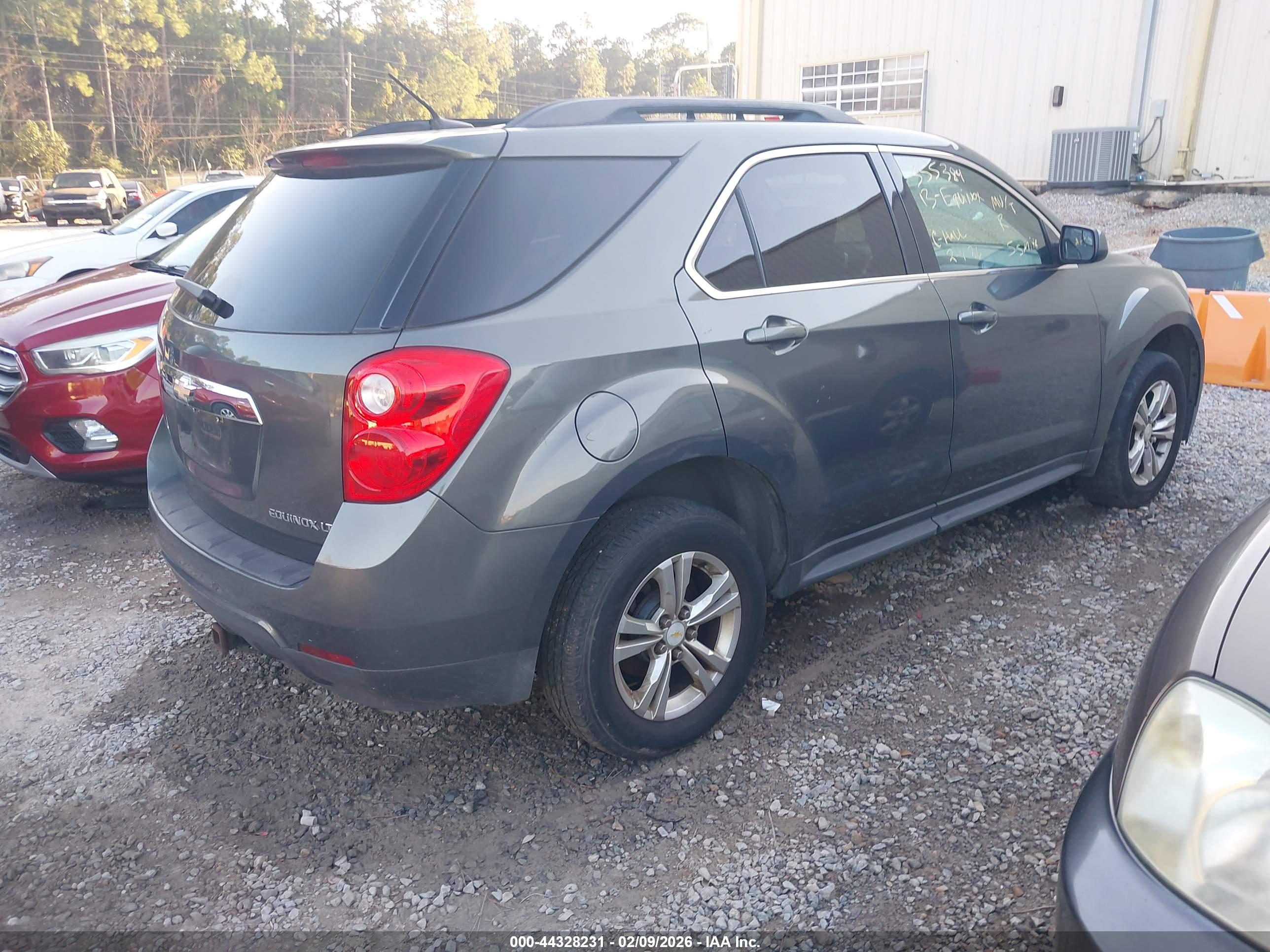 CHEVROLET EQUINOX image 4