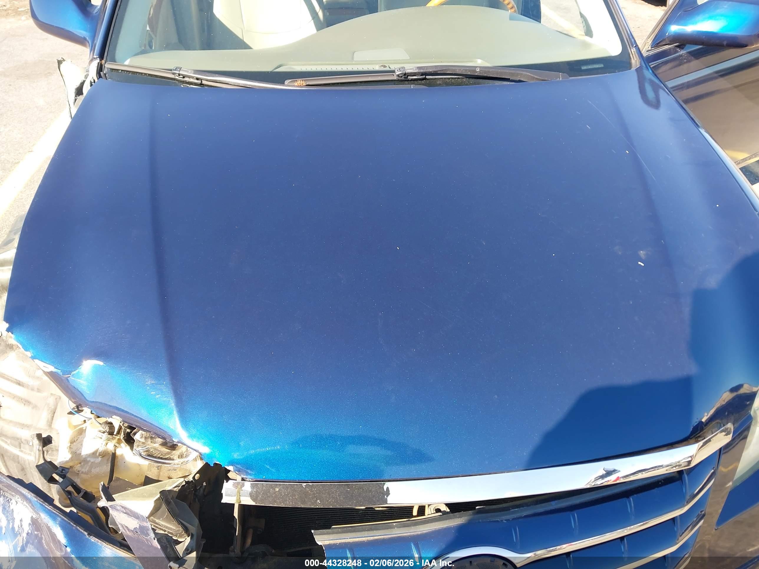 TOYOTA AVALON image 10