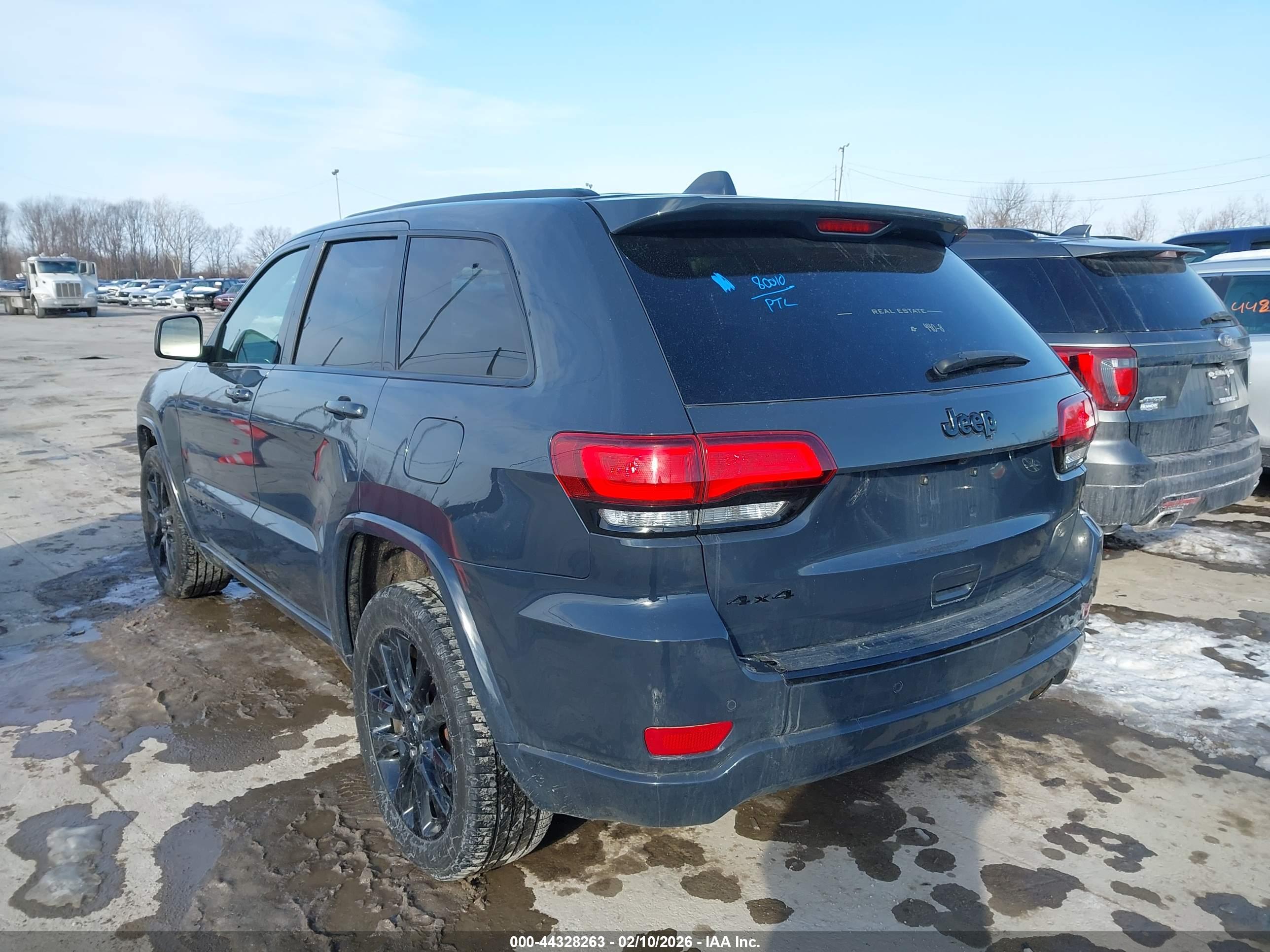 JEEP GRAND image 3