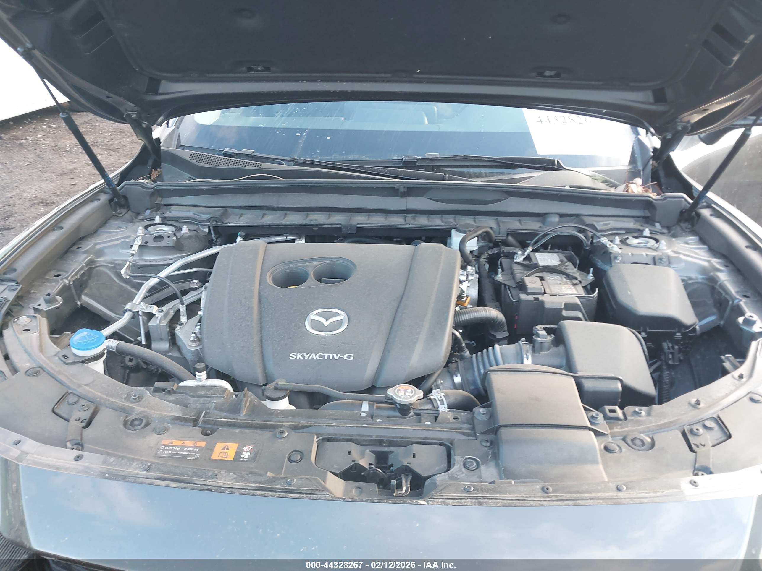 MAZDA CX-50 image 10
