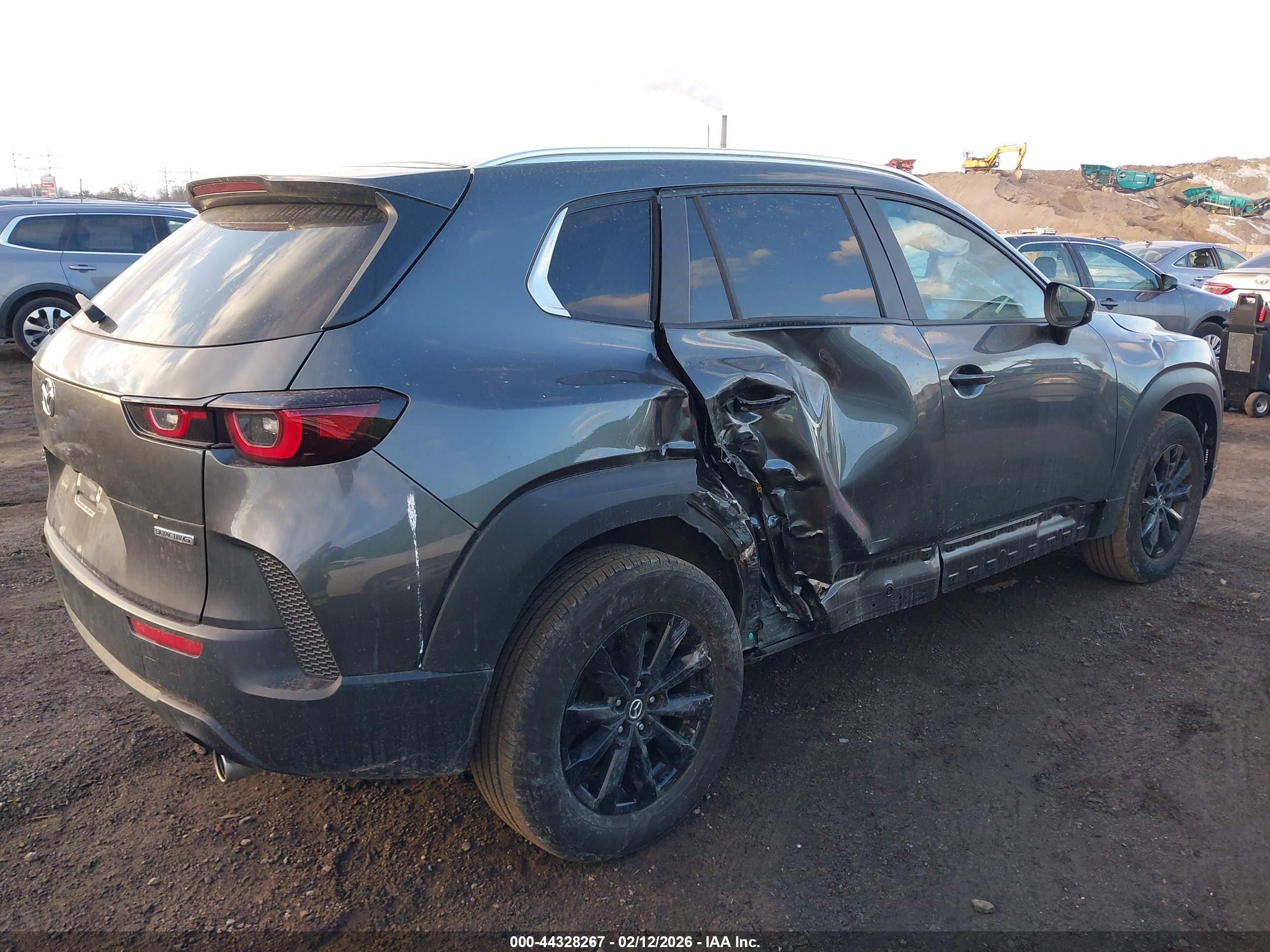 MAZDA CX-50 image 6