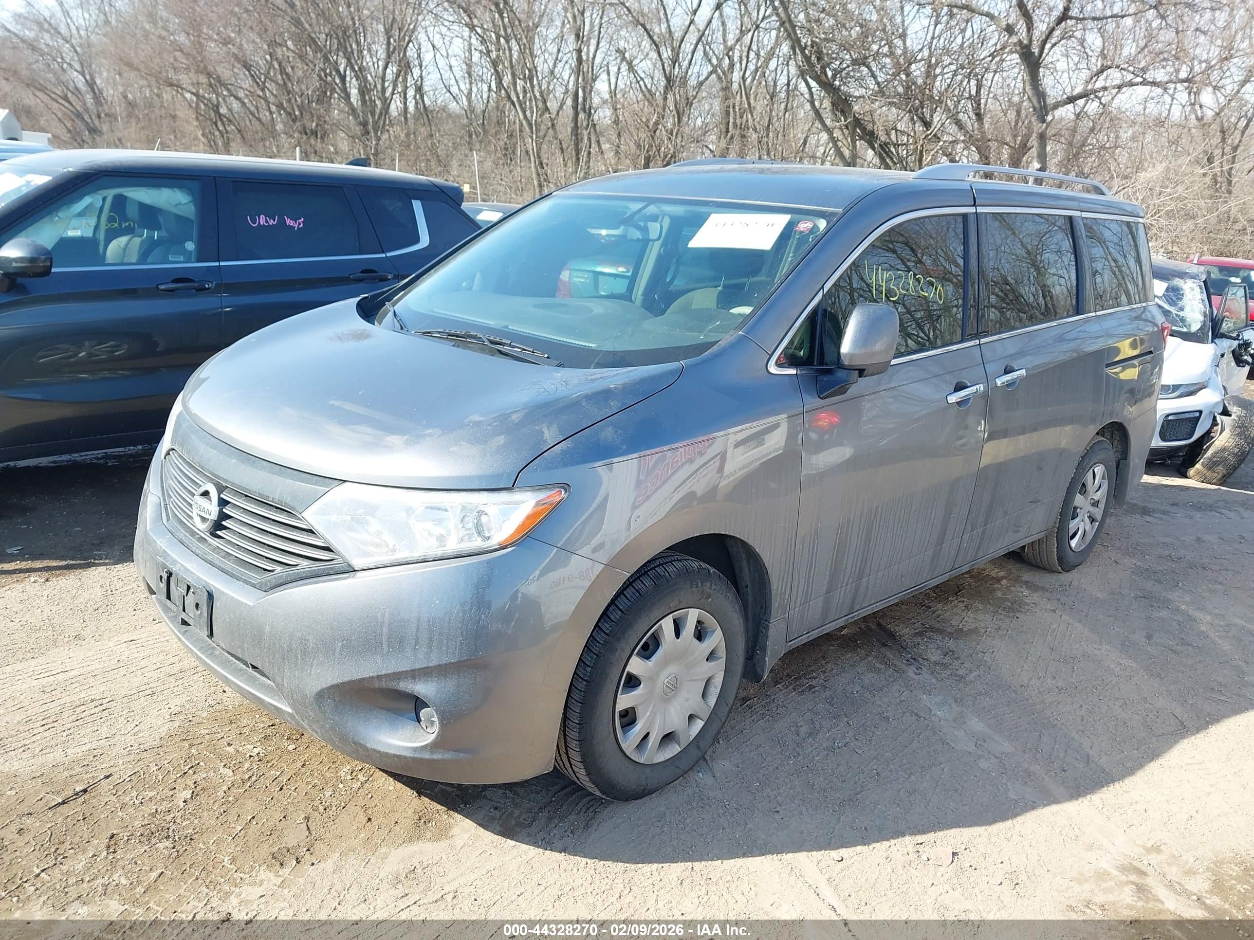 NISSAN QUEST image 2