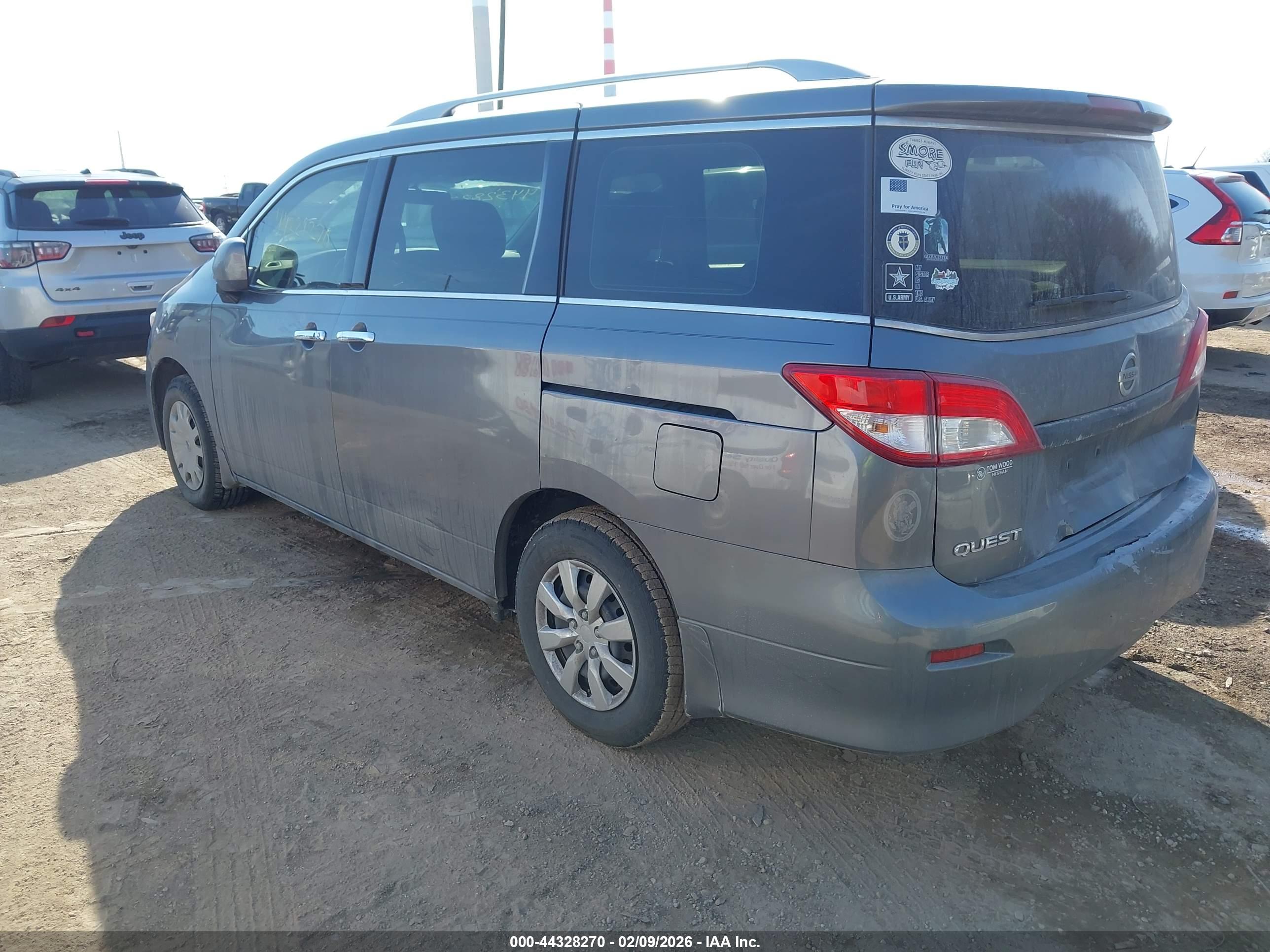 NISSAN QUEST image 3