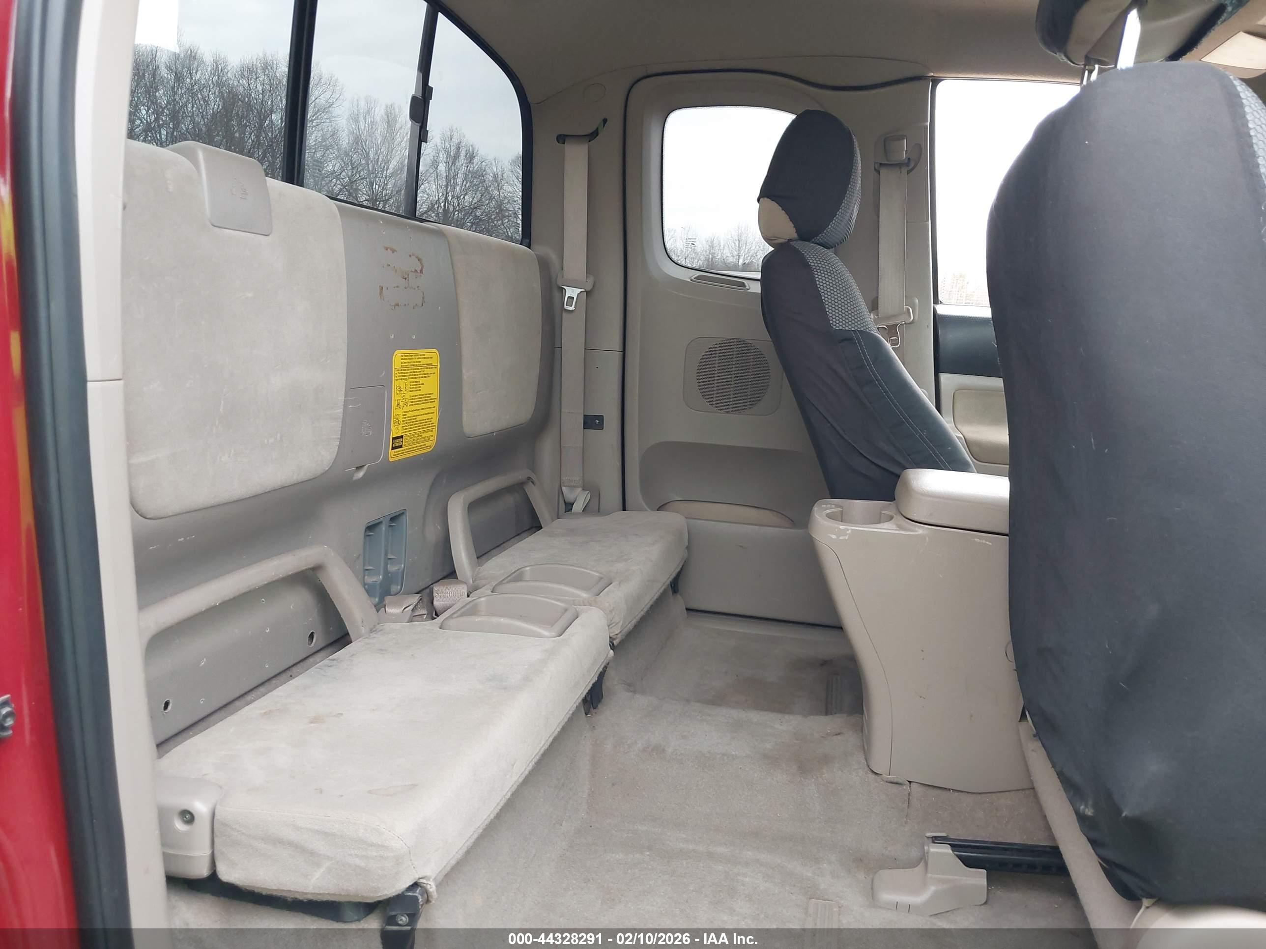 TOYOTA TACOMA image 8