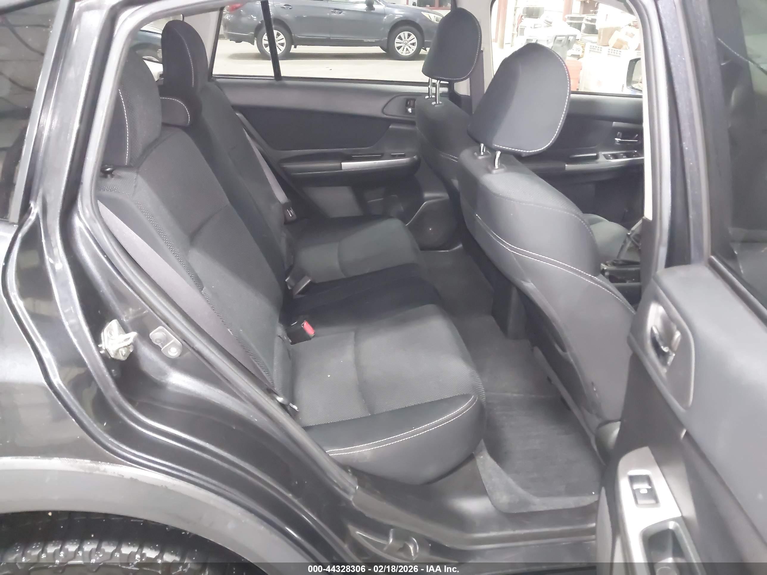 SUBARU XV image 8