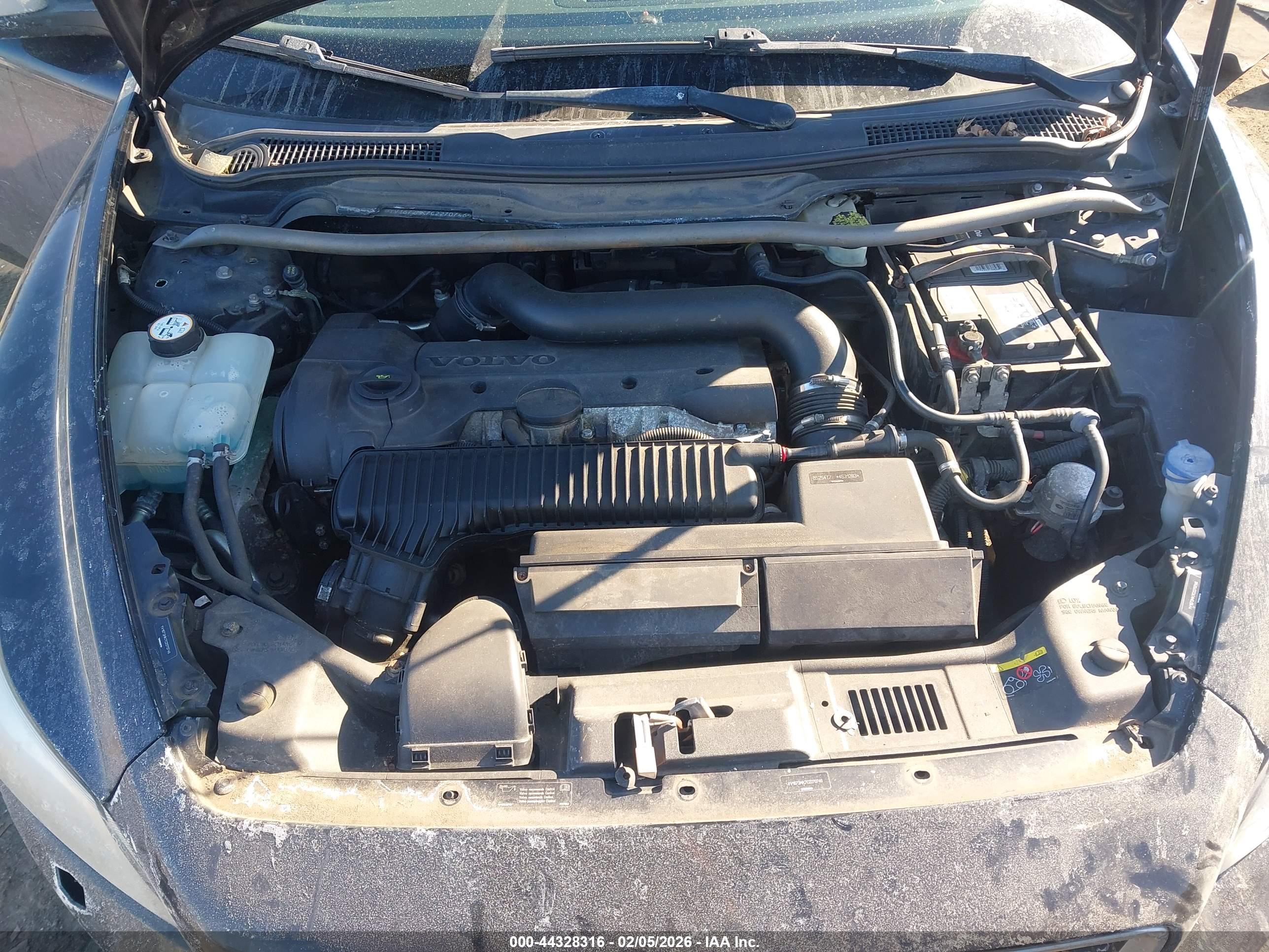 VOLVO C30 image 10