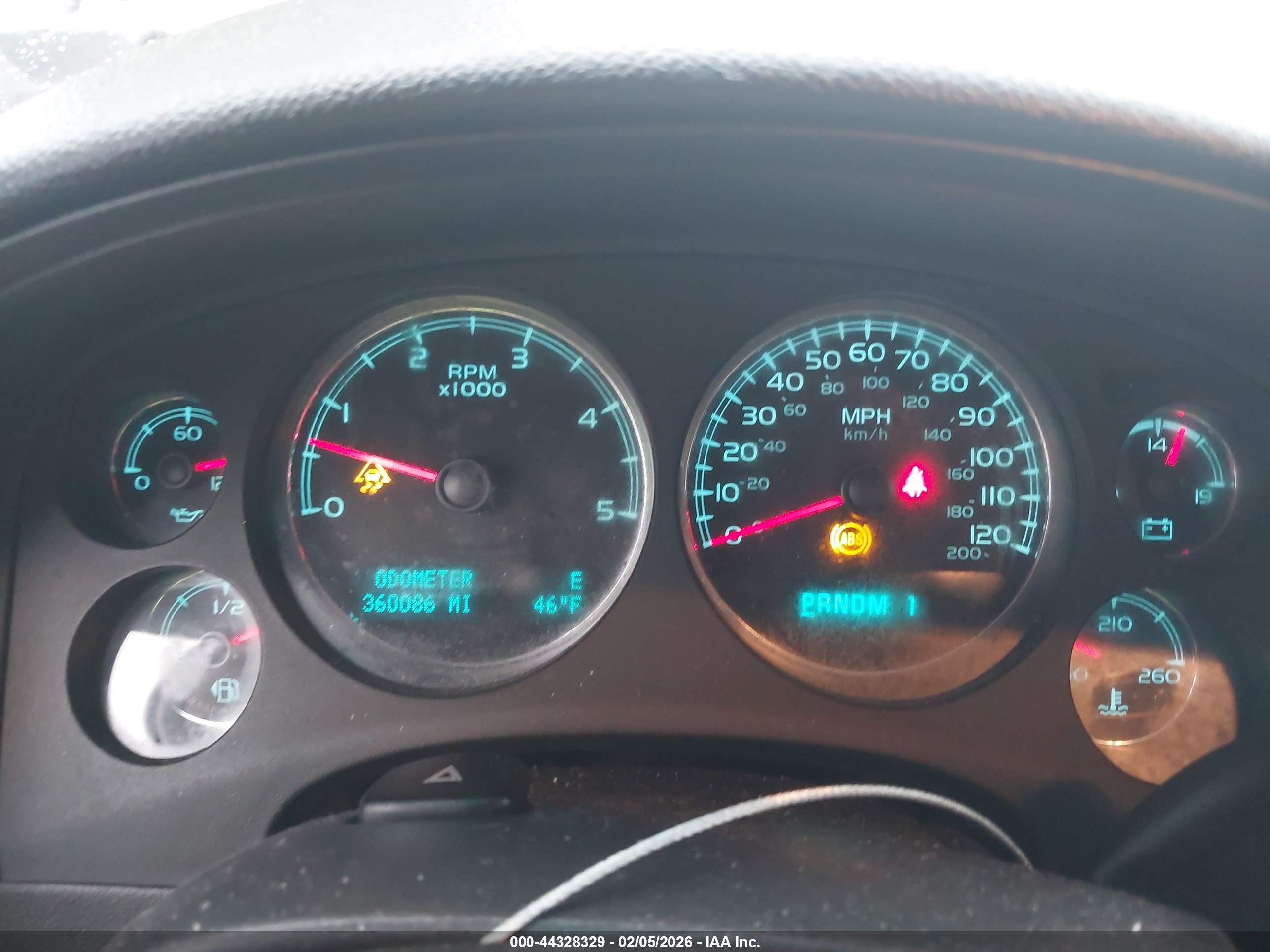 CHEVROLET SILVERADO image 7