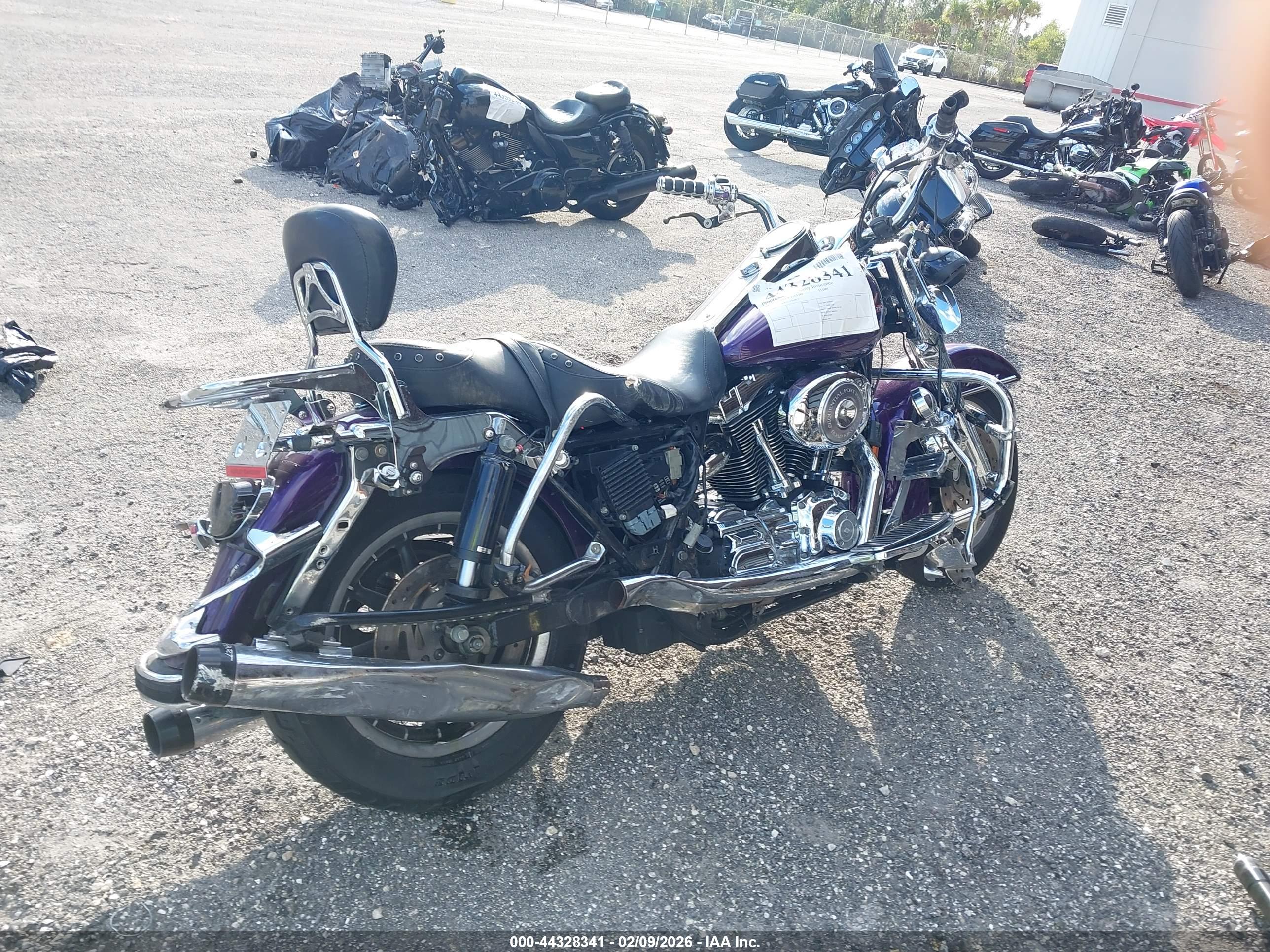 HARLEY-DAVIDSON FLHRI image 4