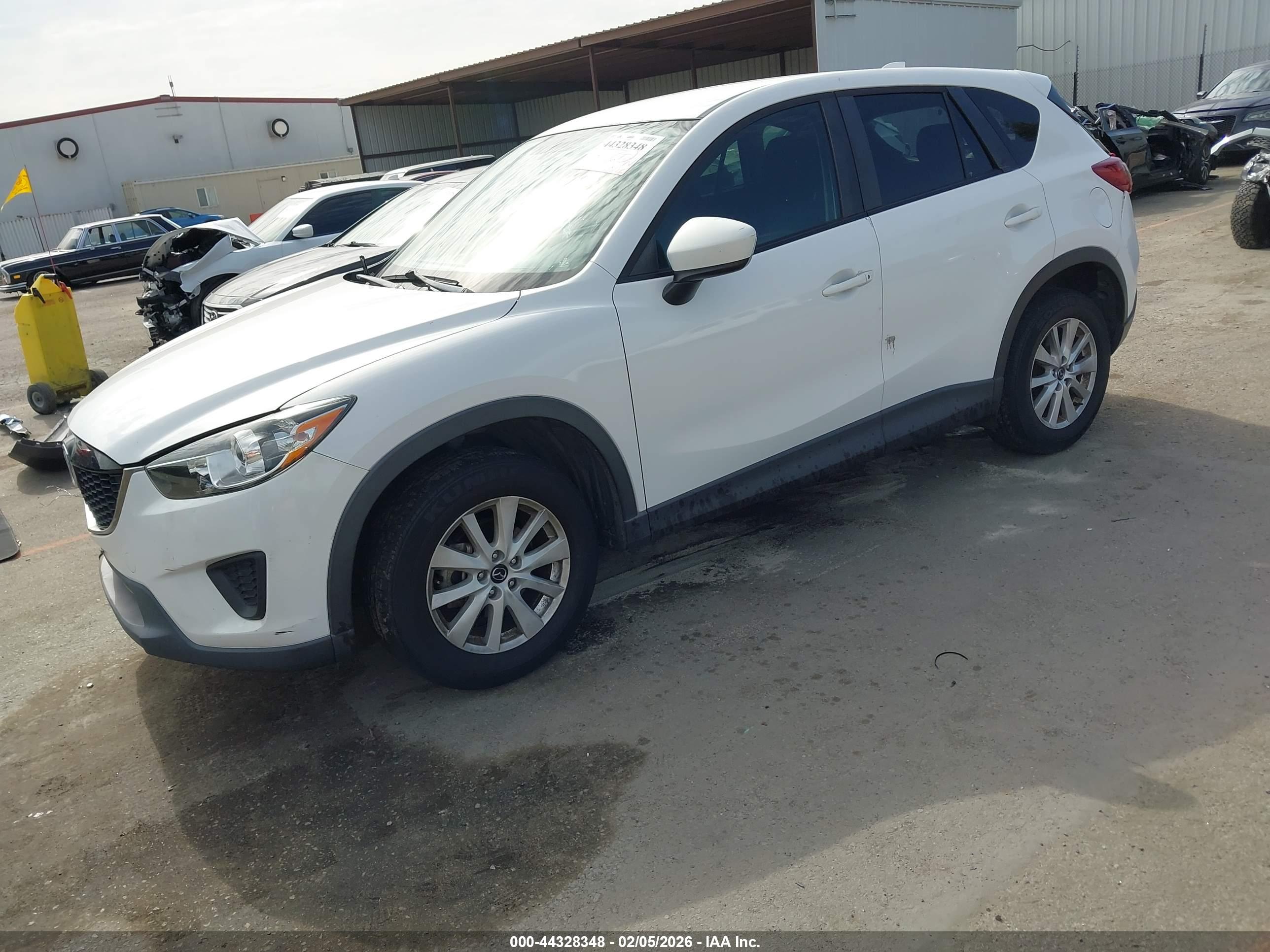 MAZDA CX-5 image 2
