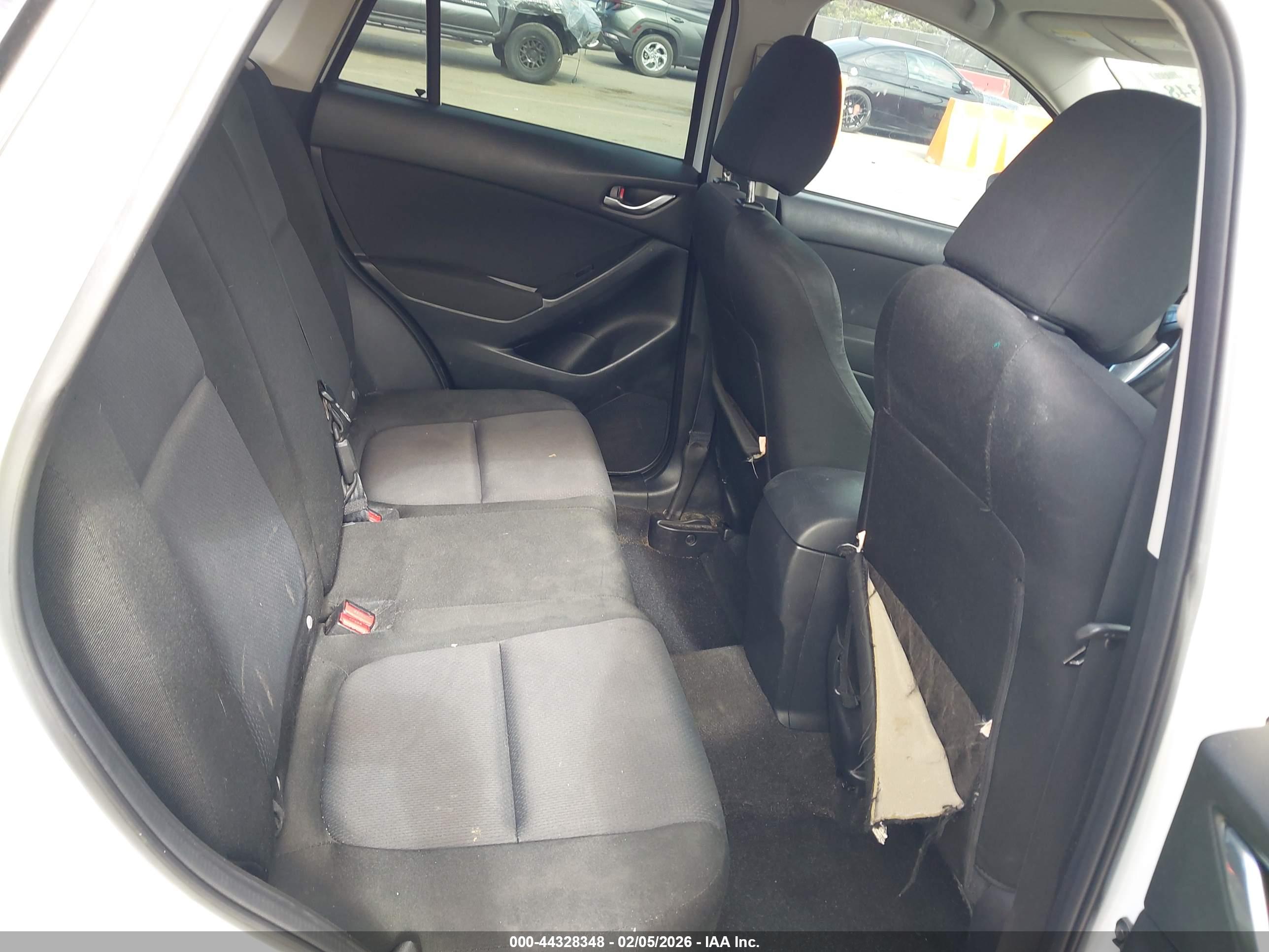 MAZDA CX-5 image 8