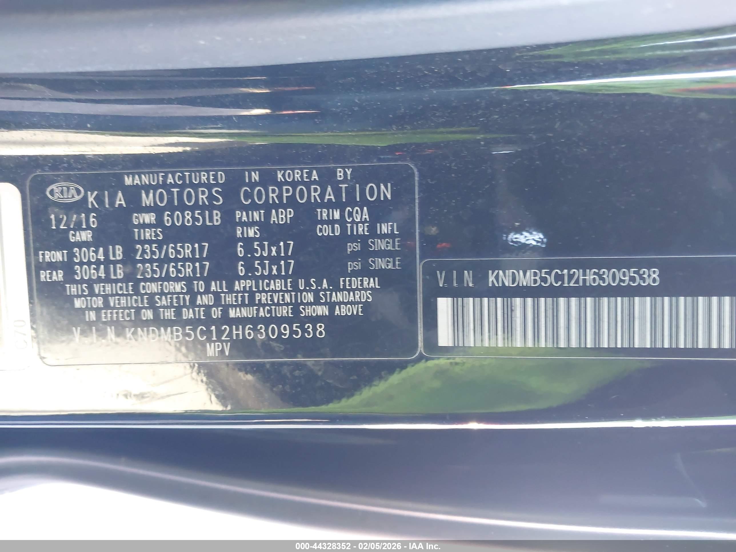 KIA SEDONA image 9
