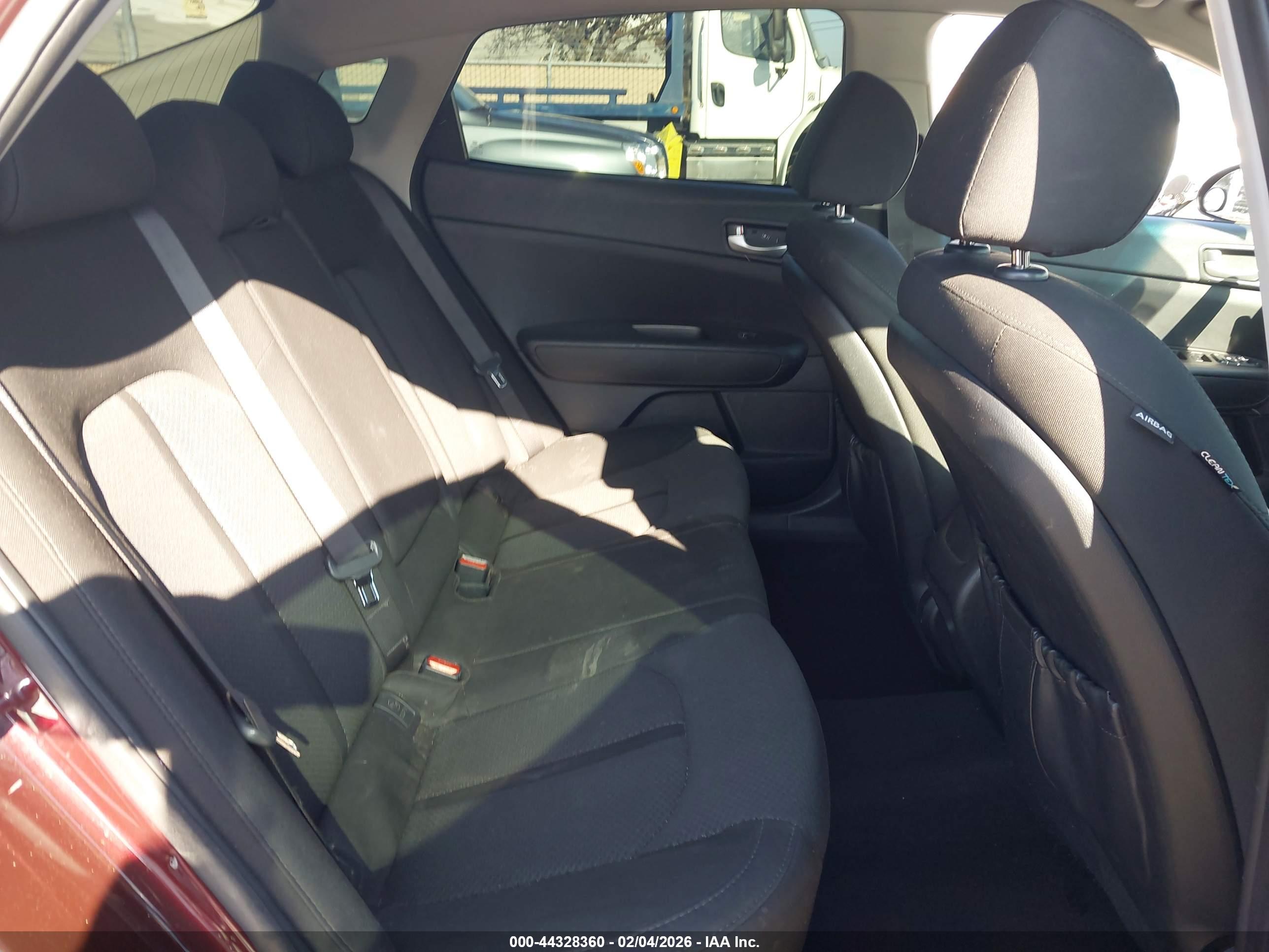 KIA OPTIMA image 8
