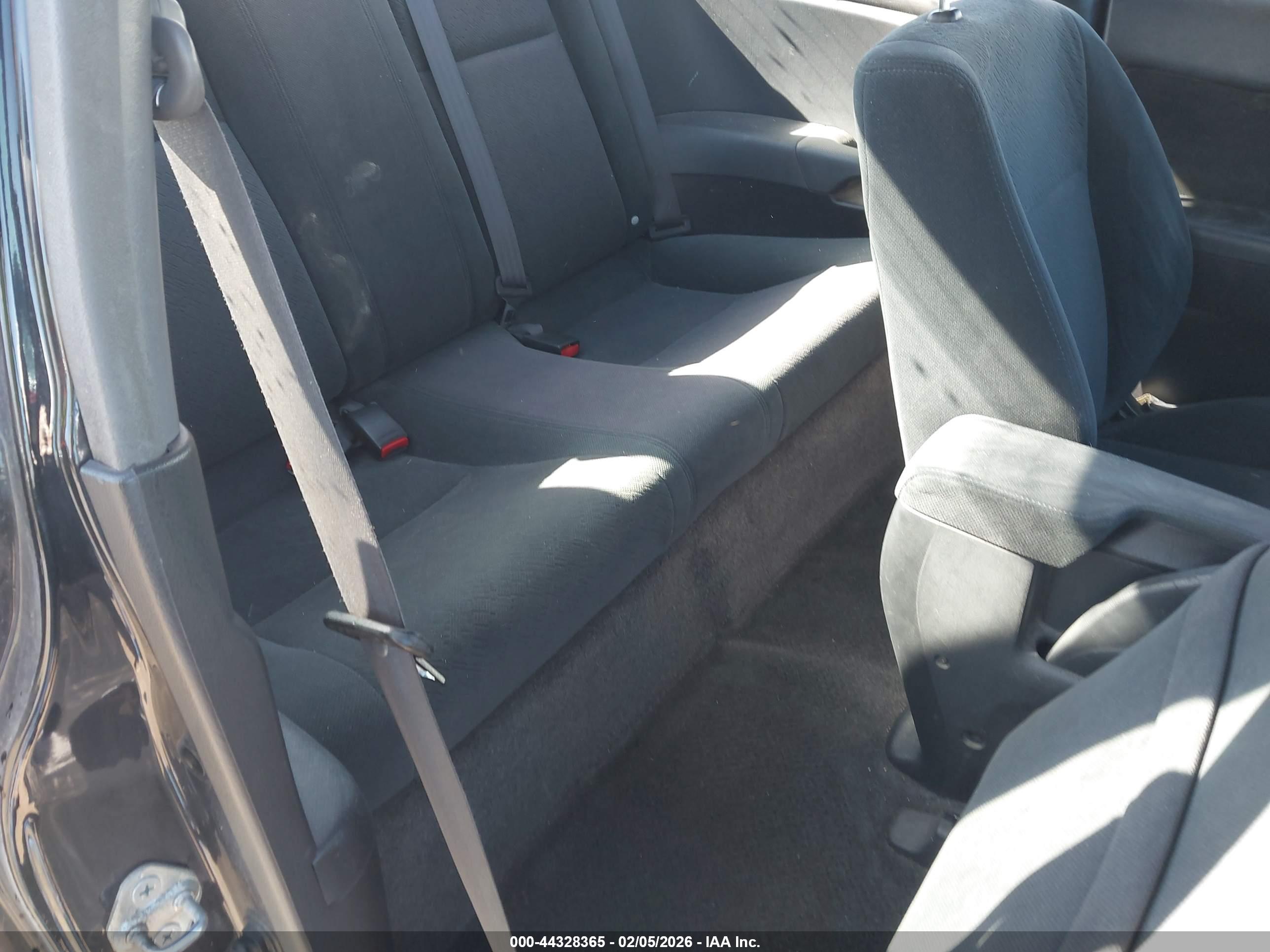 HONDA CIVIC image 8