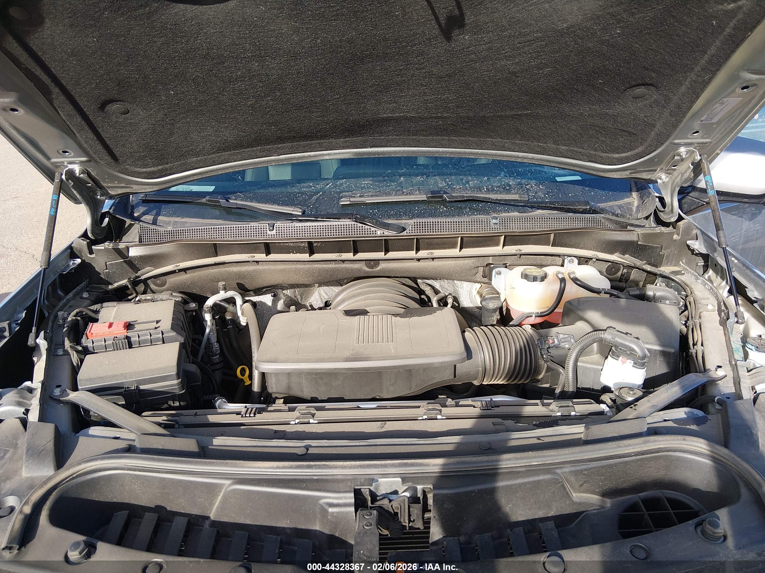 CHEVROLET SUBURBAN image 10