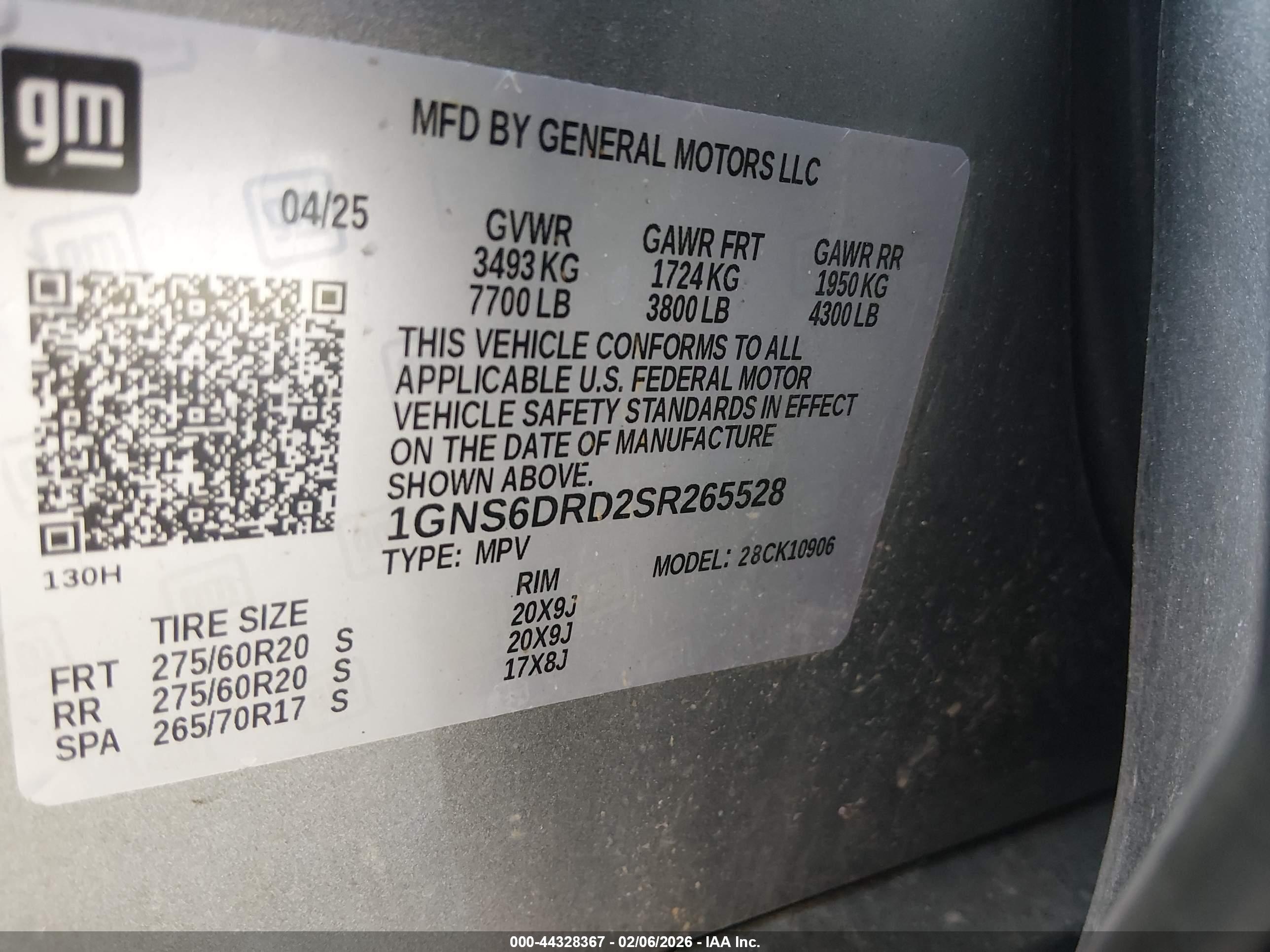 CHEVROLET SUBURBAN image 9