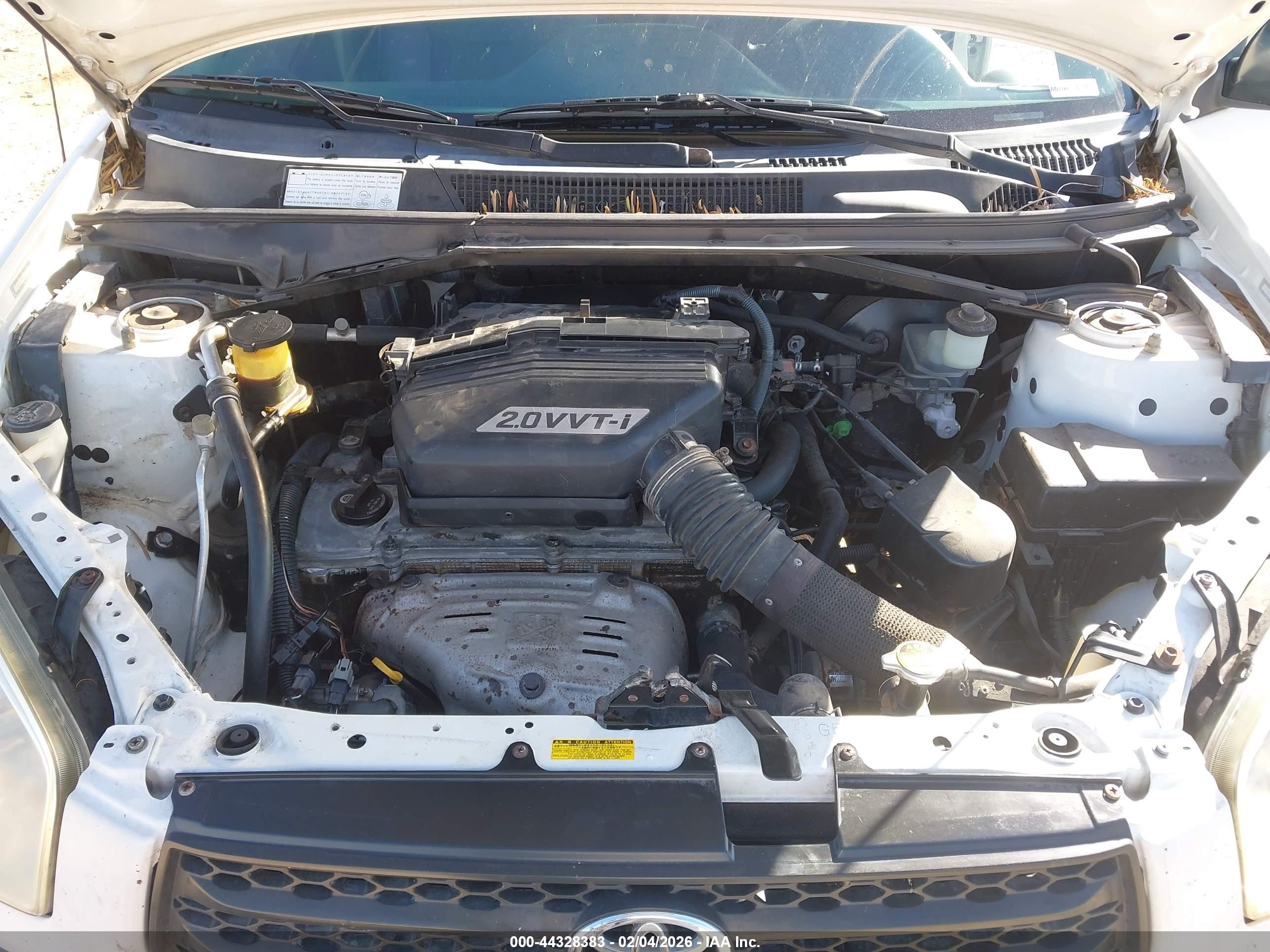 TOYOTA RAV4 image 10