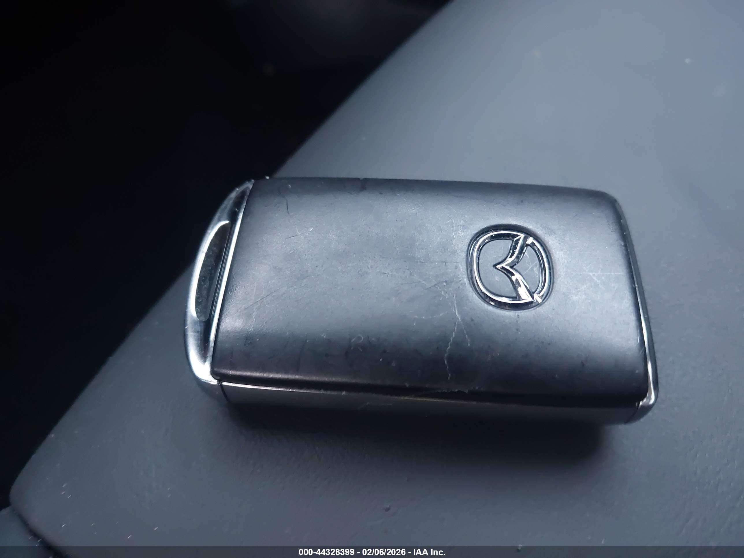 MAZDA CX-30 image 11