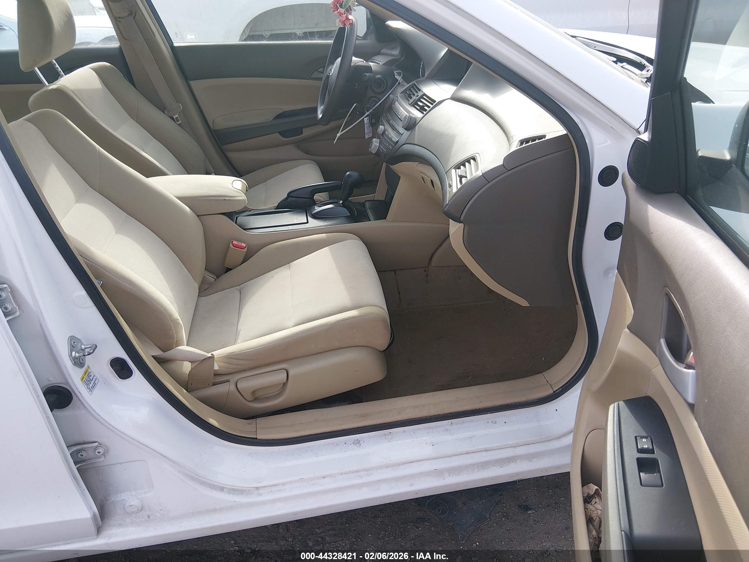 HONDA ACCORD image 5