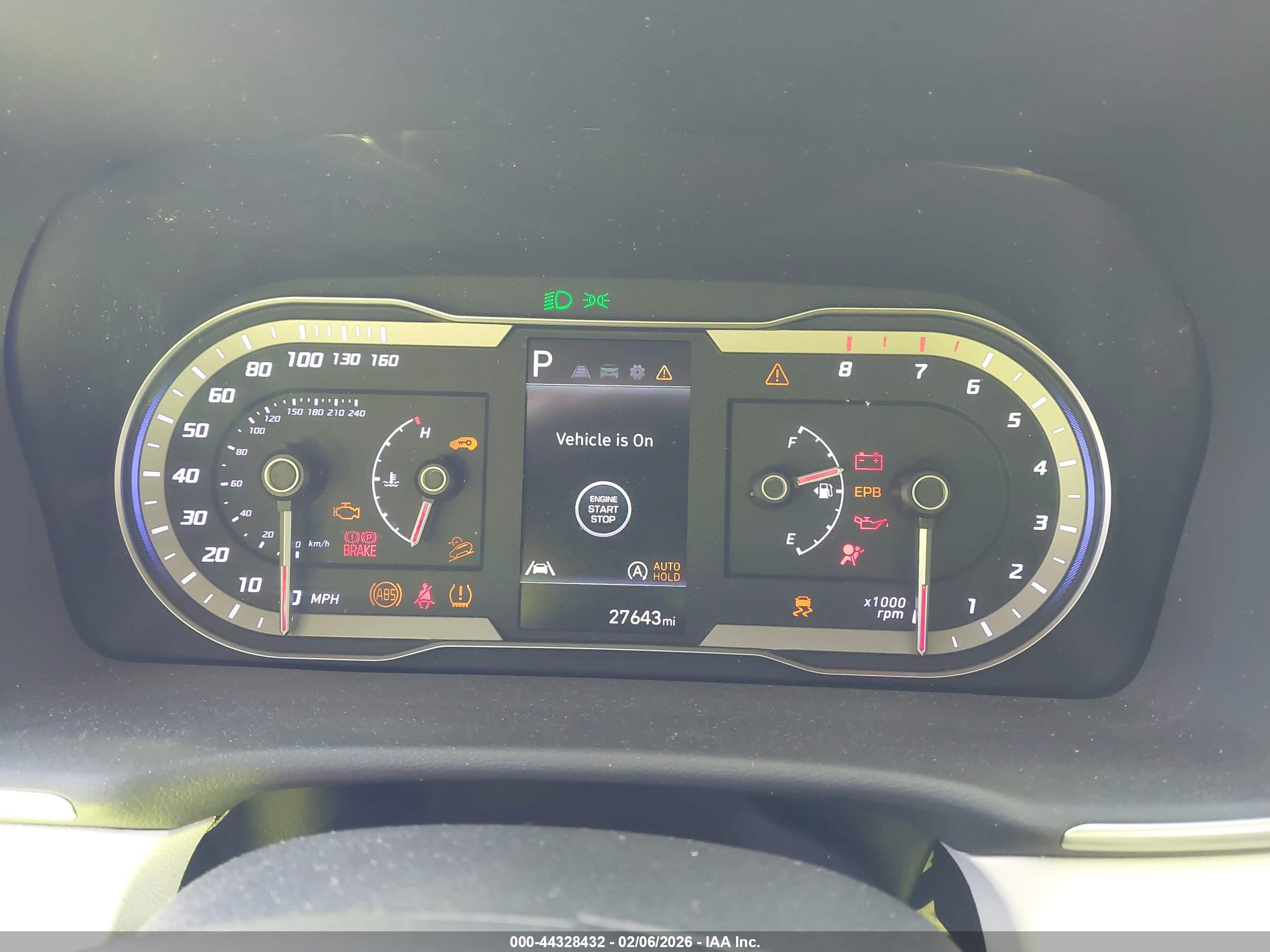 HYUNDAI TUCSON image 7