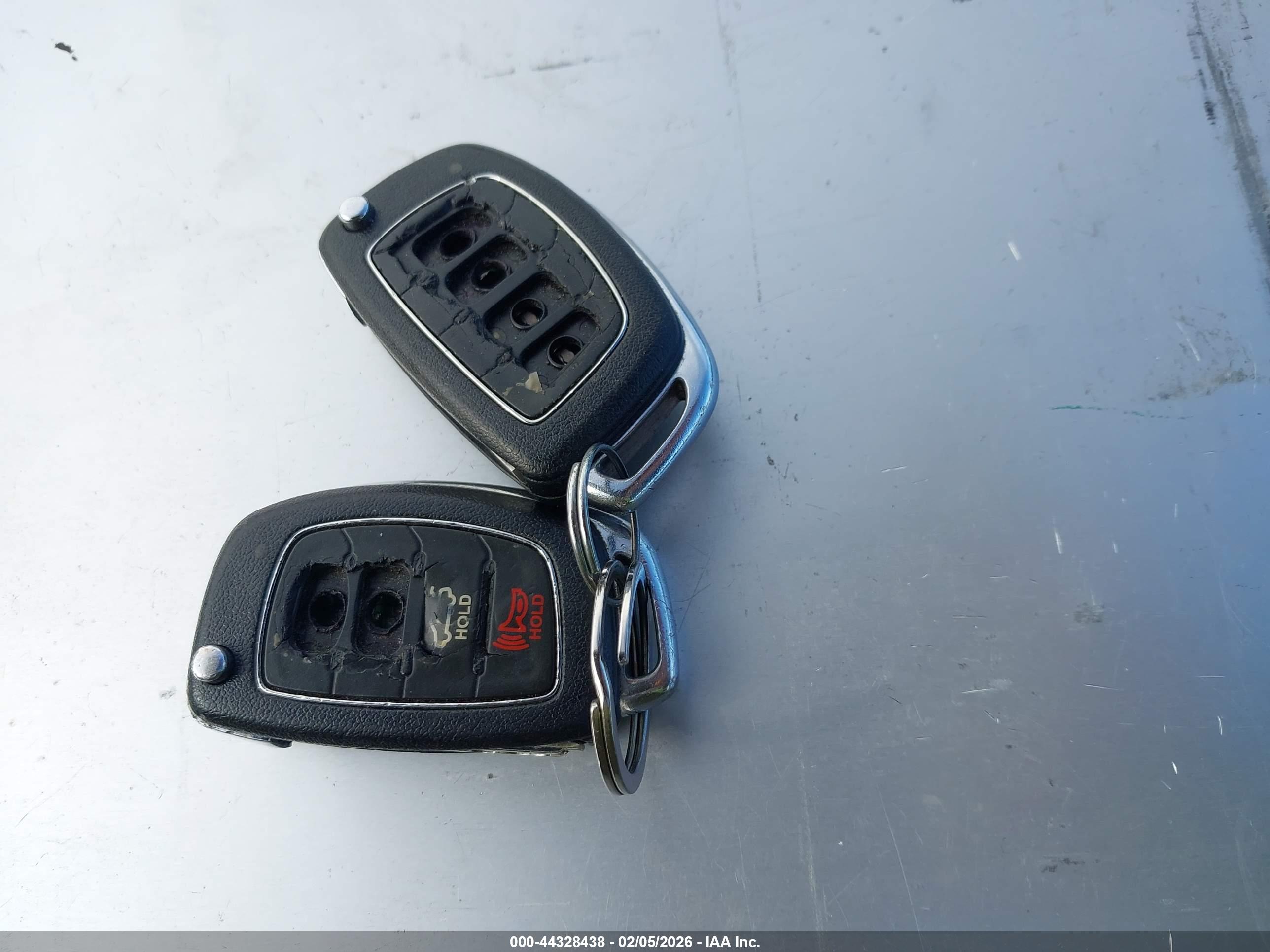 HYUNDAI SONATA image 11