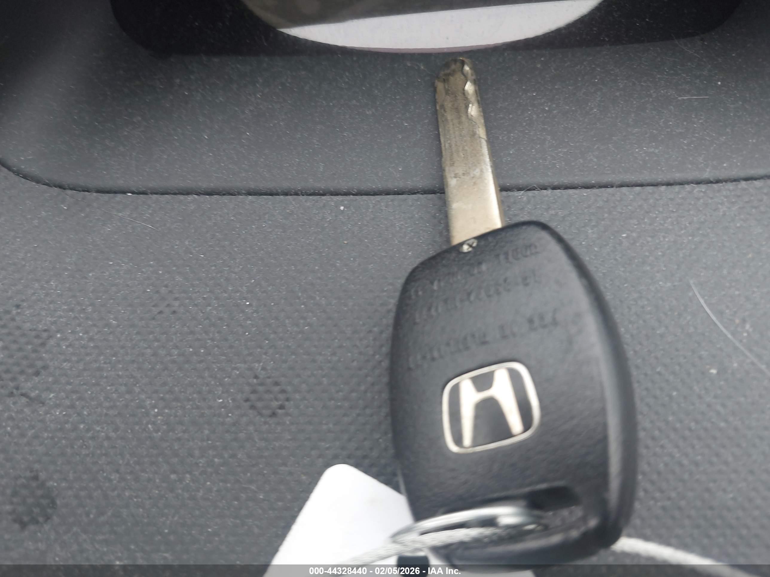 HONDA INSIGHT image 11