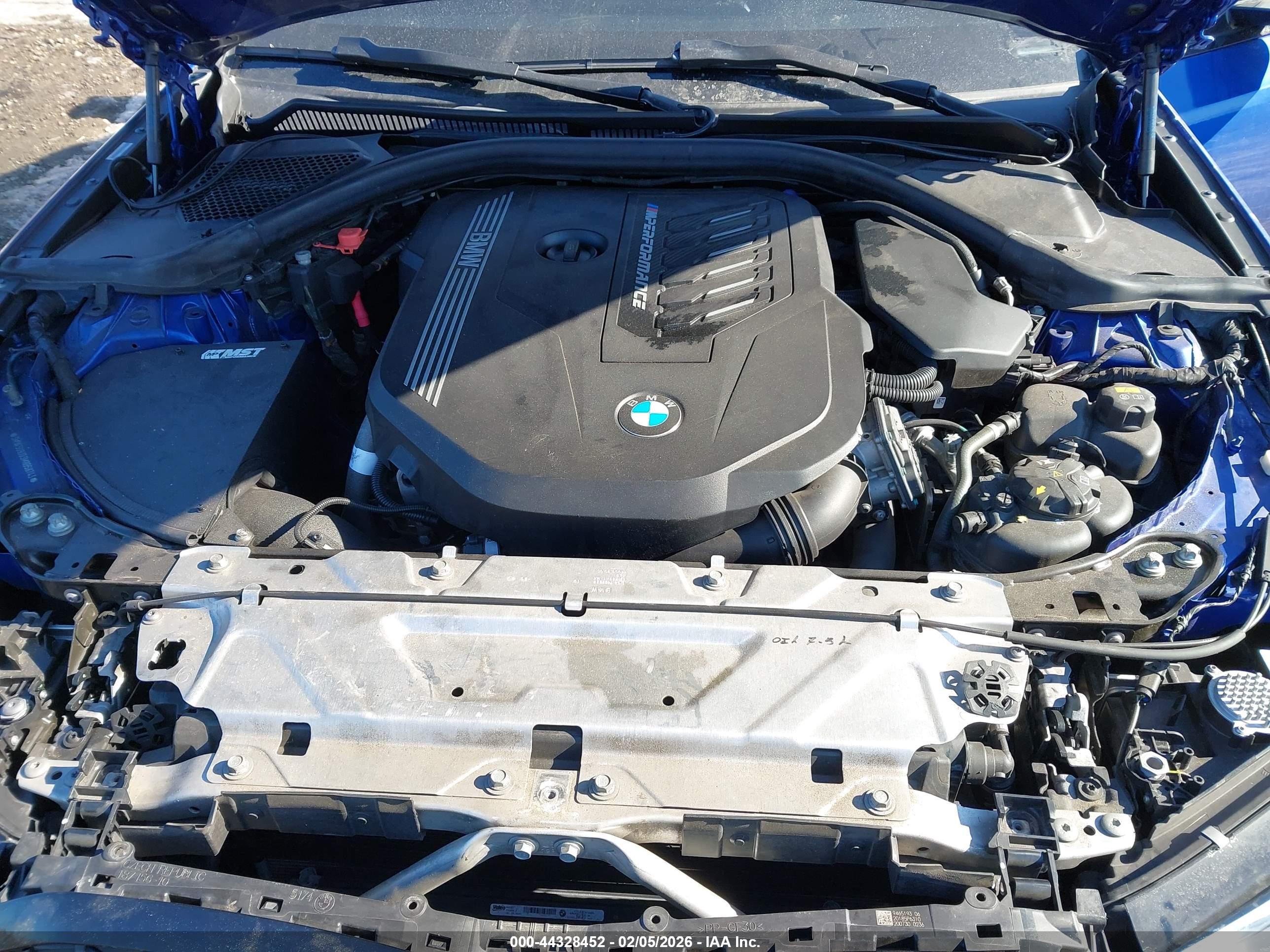 BMW 3 image 10