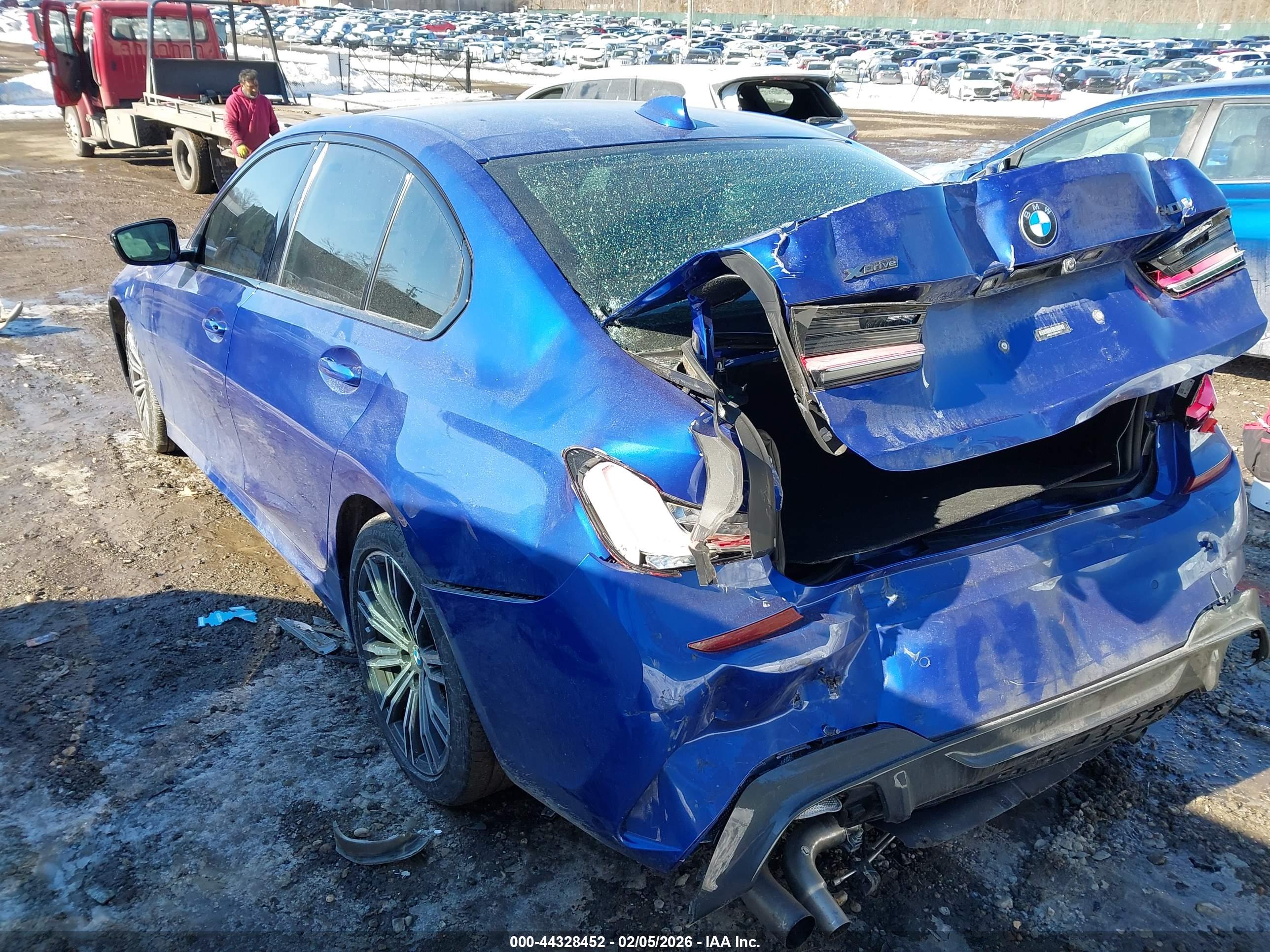BMW 3 image 3