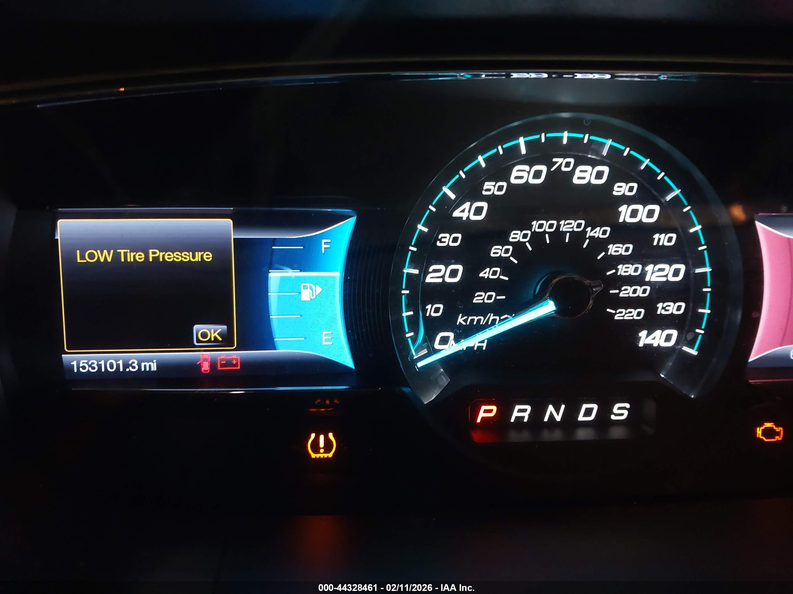 FORD TAURUS image 7