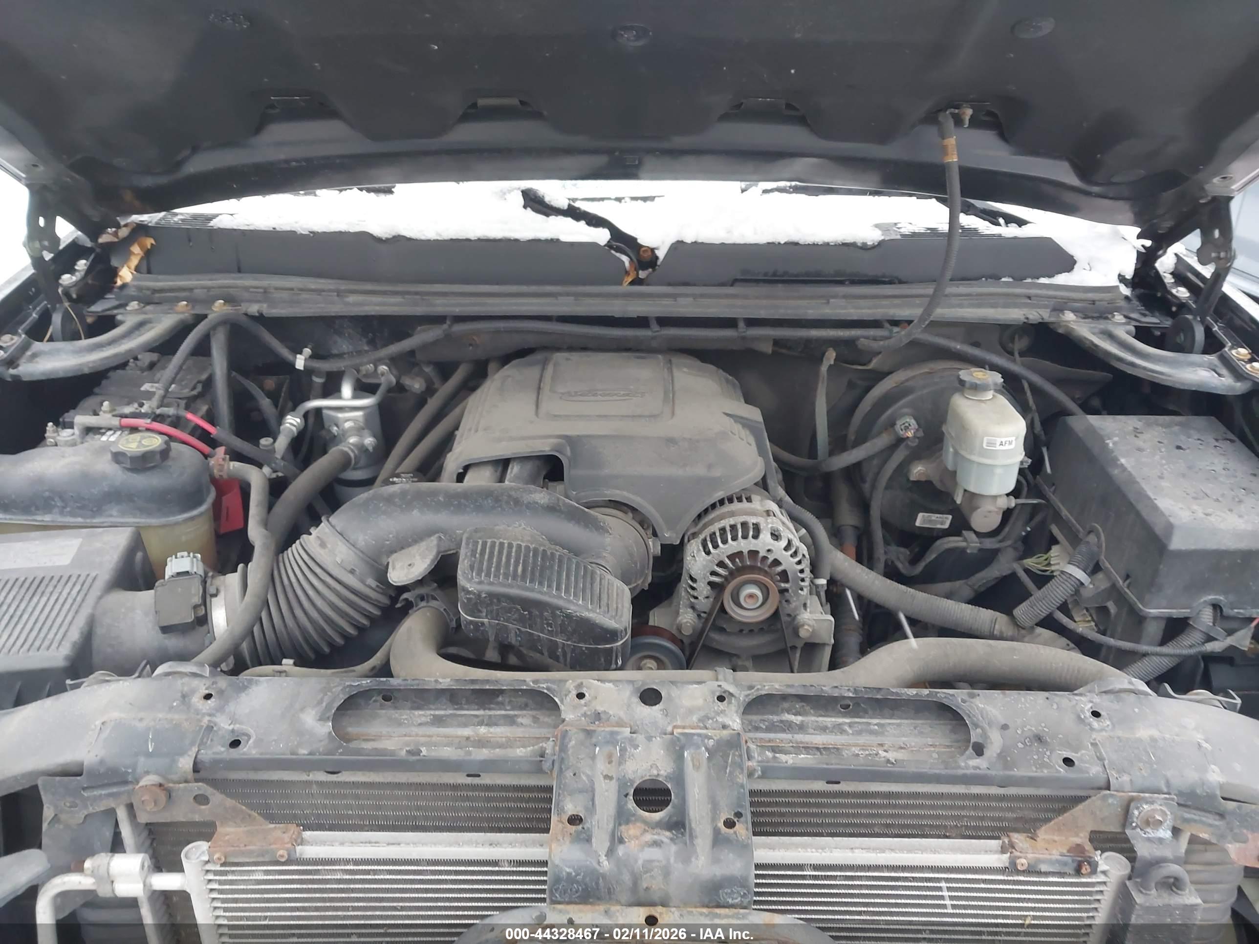 CHEVROLET SILVERADO image 10